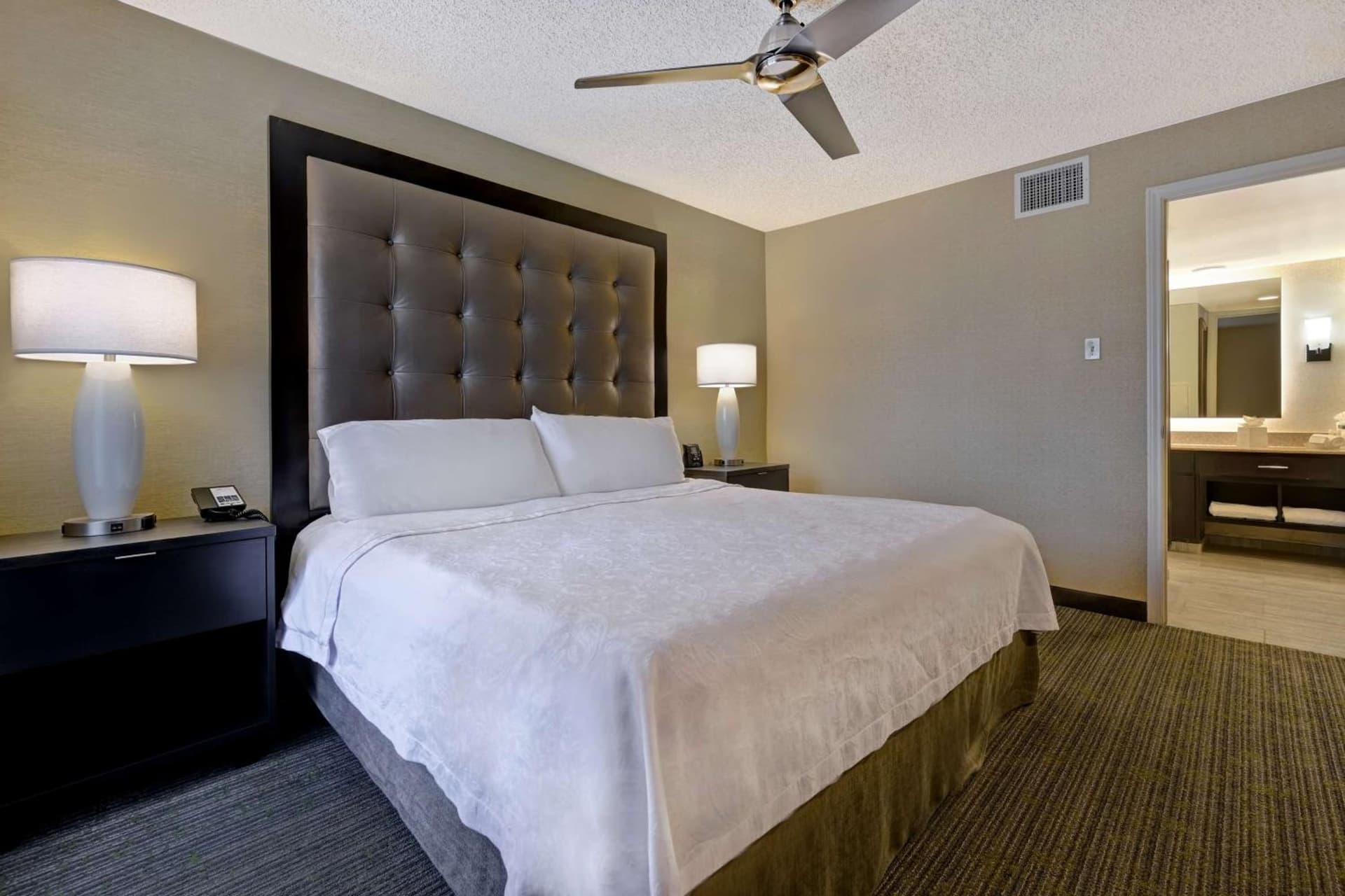 Homewood Suites by Hilton Boulder interior in Boulder, CO — gallery photo 2