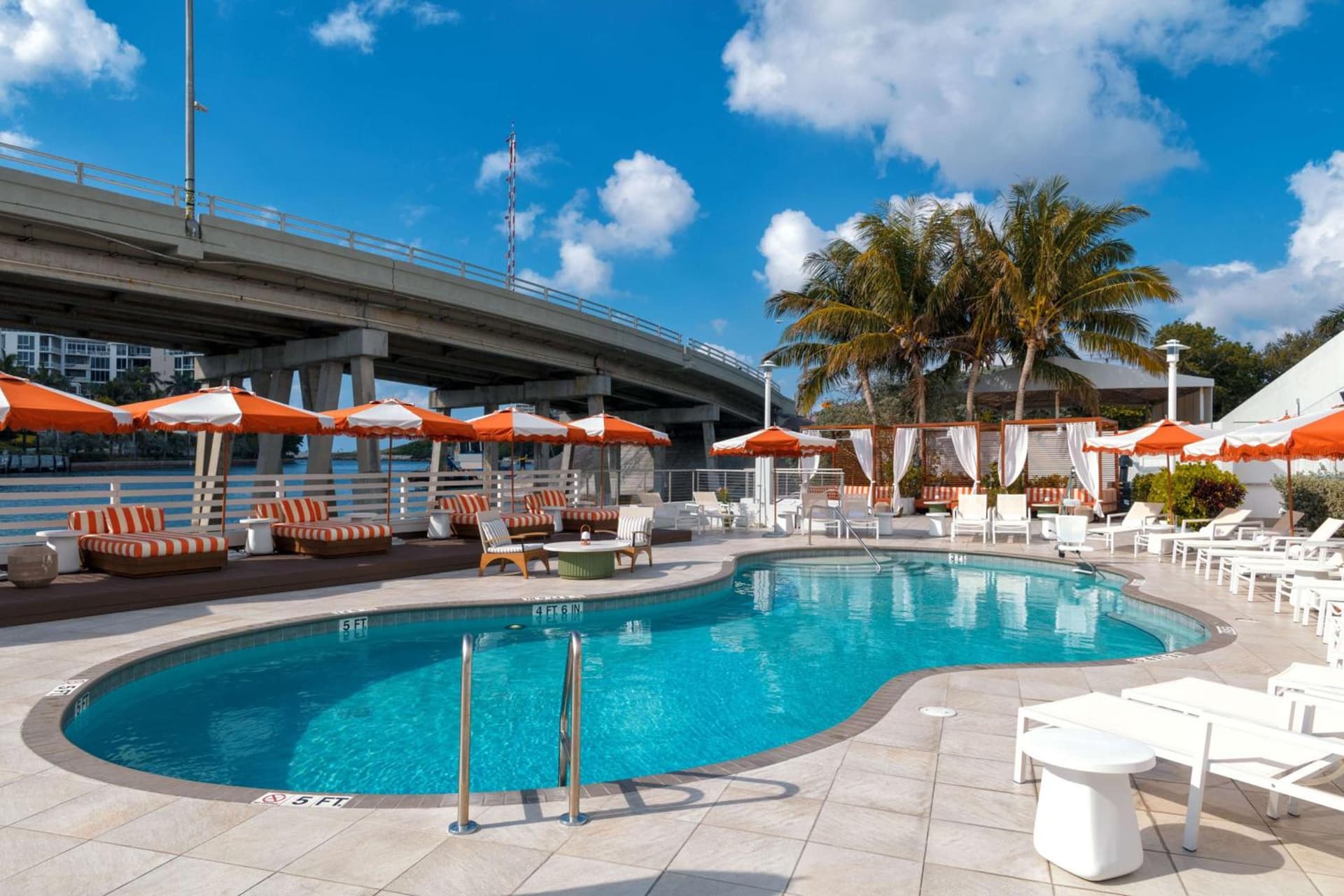Waterstone Resort & Marina Boca Raton, Curio Collection by Hilton gallery photo in Boca Raton, FL — image 24
