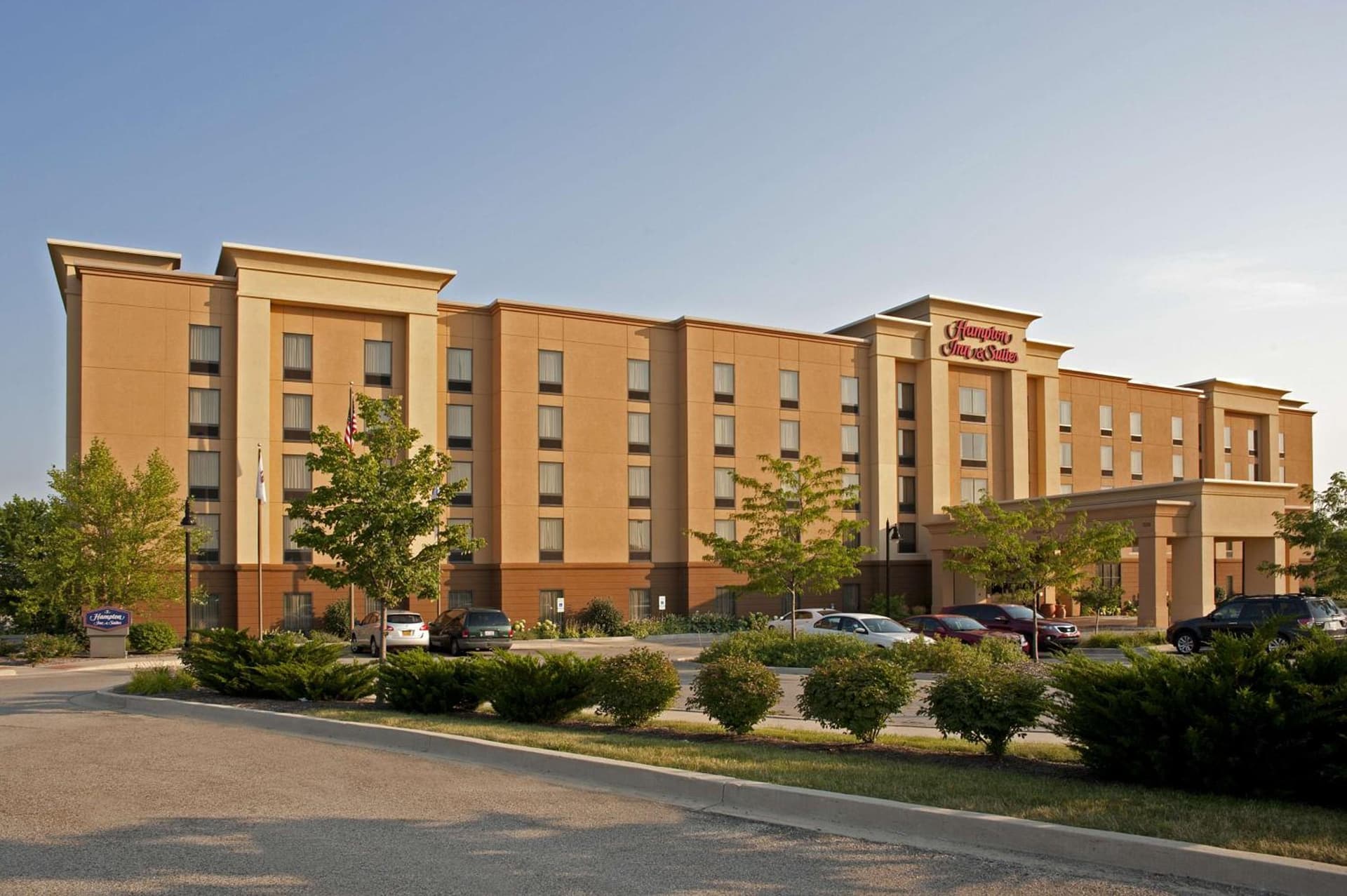 Hampton Inn & Suites Bloomington-Normal featured exterior or lobby in Normal, IL — similar hotel