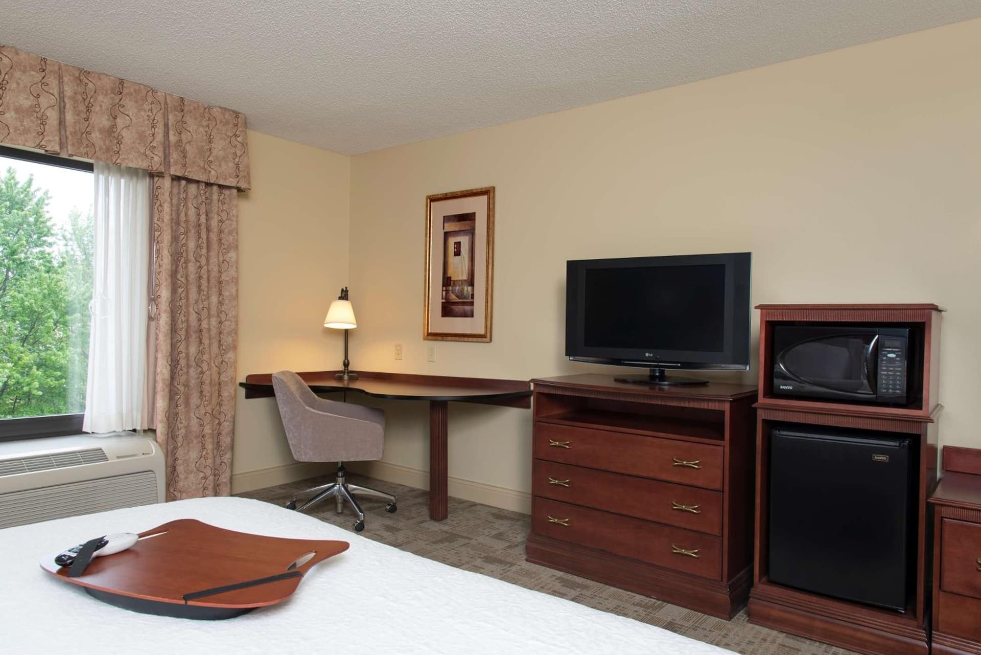 Hampton Inn & Suites Bloomington-Normal gallery photo in Normal, IL — image 32