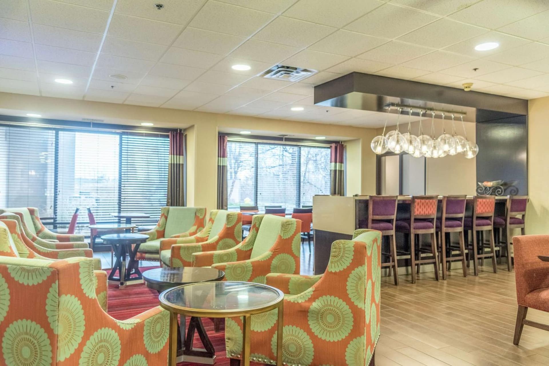 Hampton Inn Muskegon gallery photo in Muskegon Heights, MI — image 24