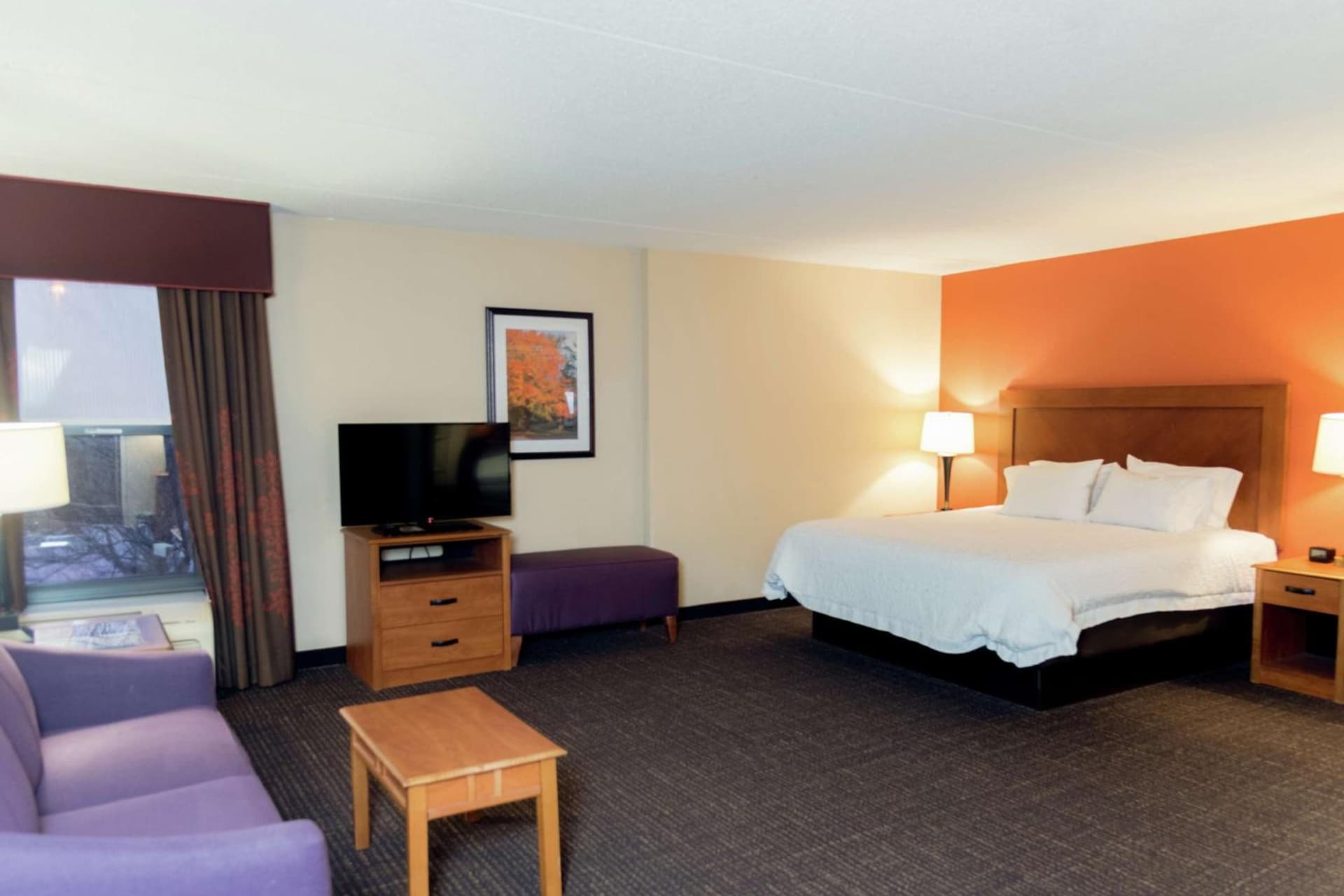 Hampton Inn Muskegon gallery photo in Muskegon Heights, MI — image 35