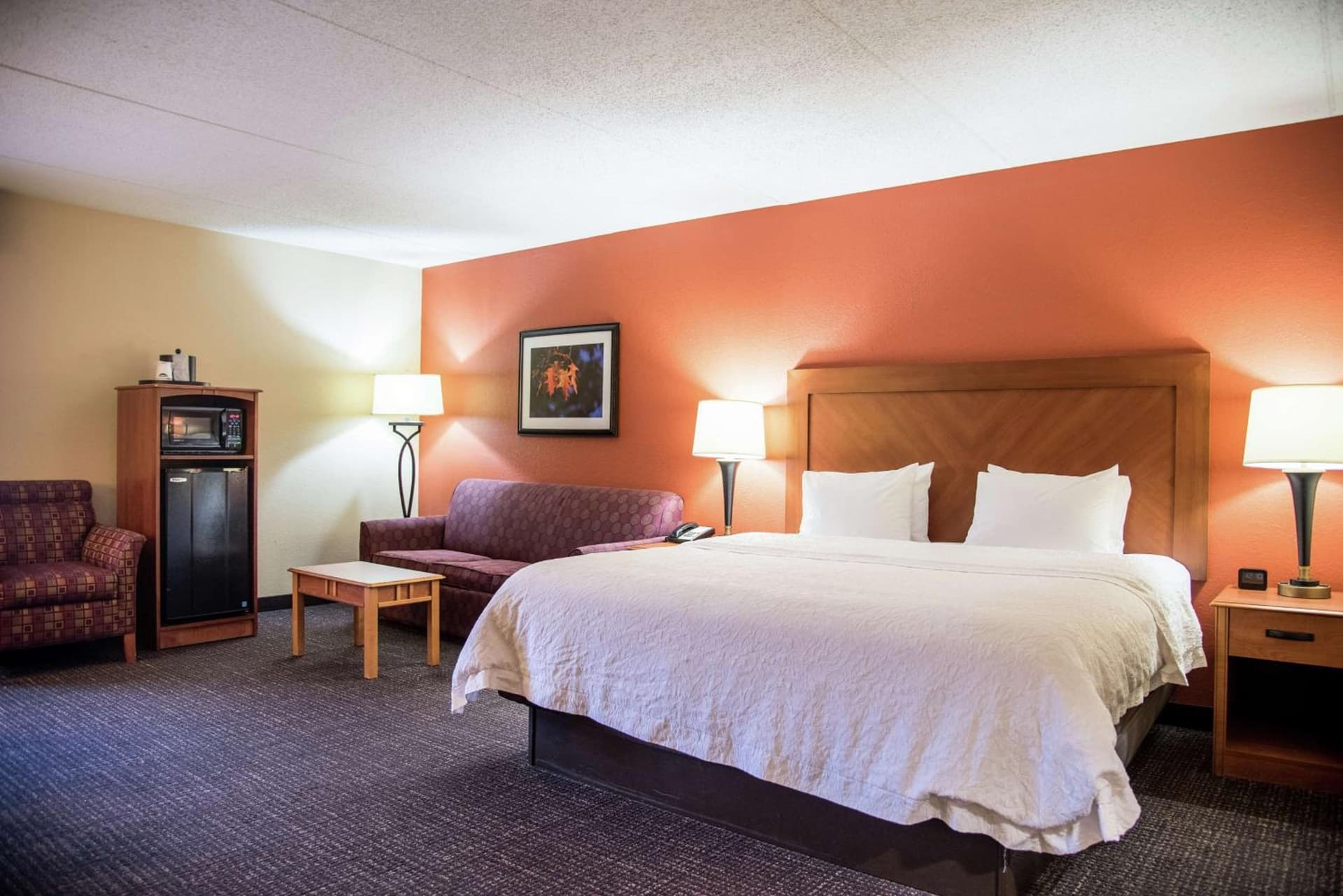 Hampton Inn Muskegon gallery photo in Muskegon Heights, MI — image 11
