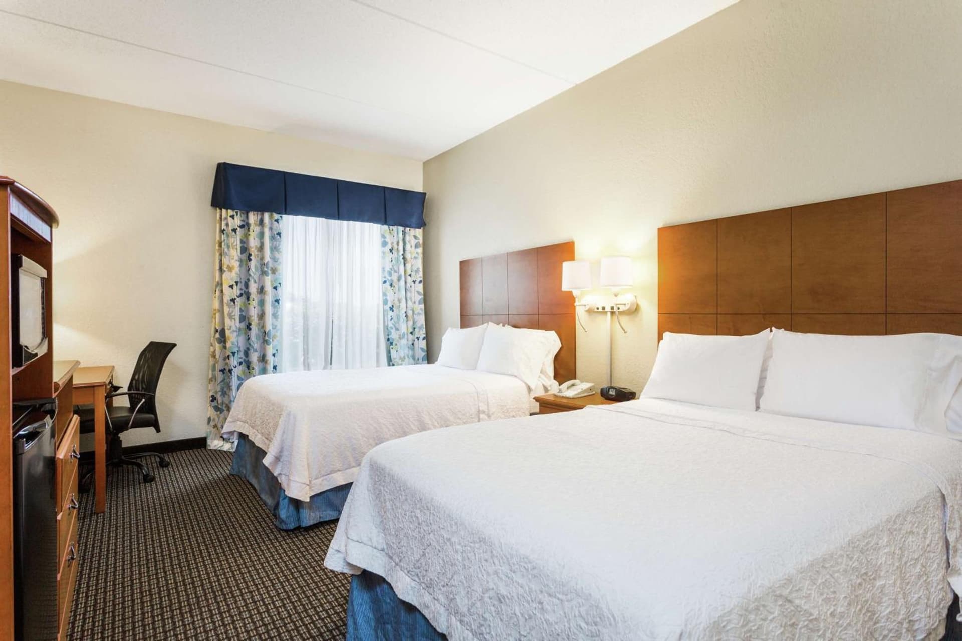 Hampton Inn Morehead City gallery photo in Morehead City, NC — image 9