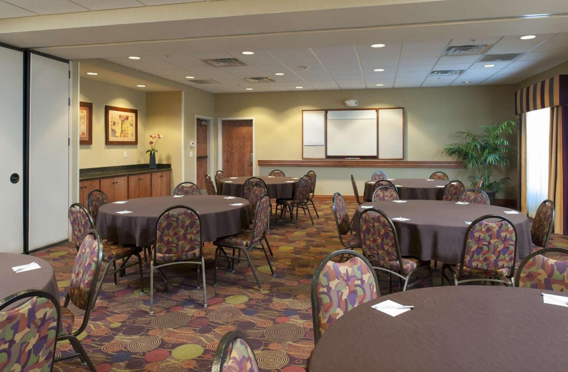 Hampton Inn & Suites Moline-Quad City Int'l Aprt gallery photo in Moline, IL — image 17