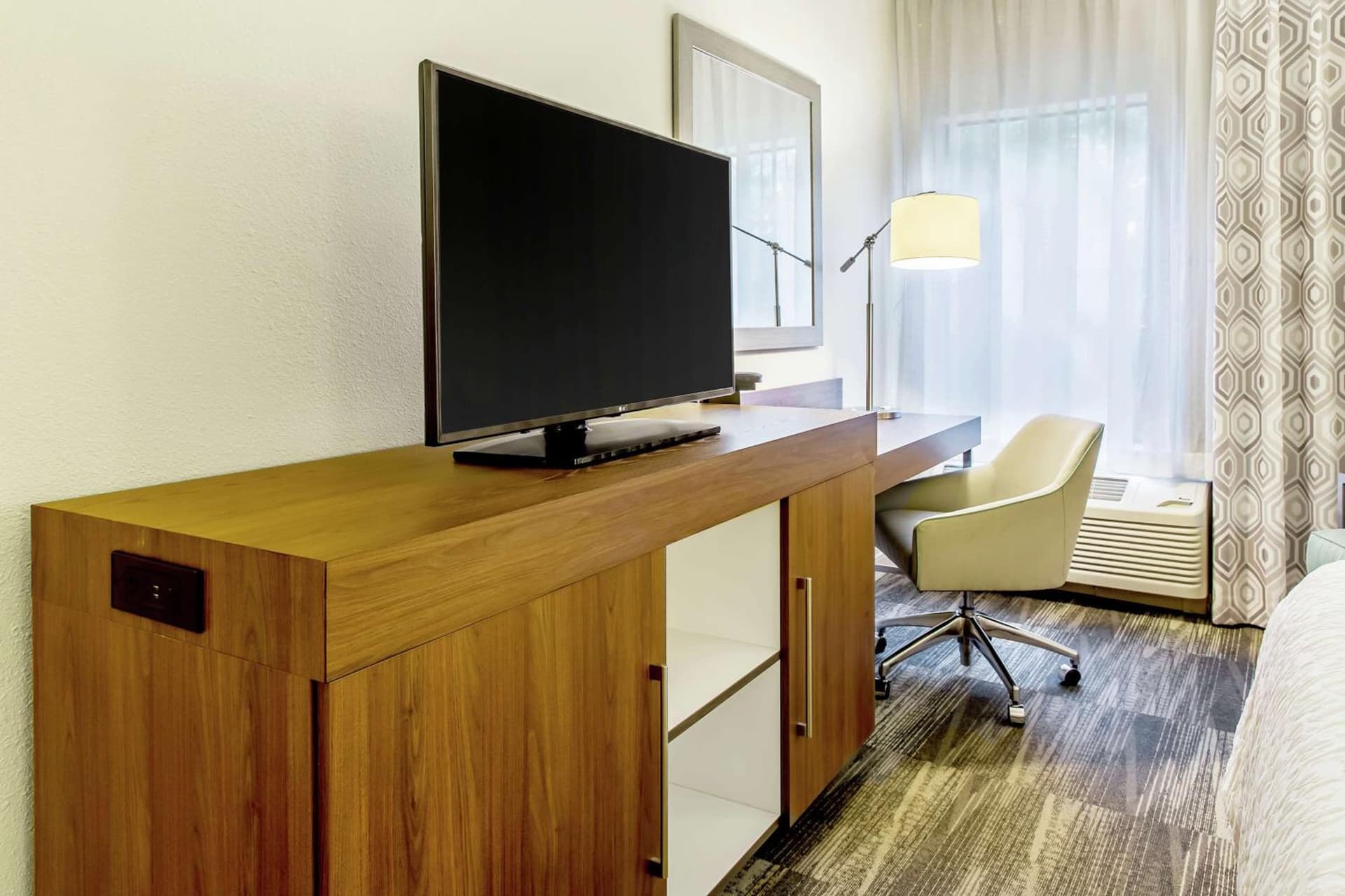 Hampton Inn Minneapolis St. Paul-Woodbury gallery photo in Woodbury, MN — image 20