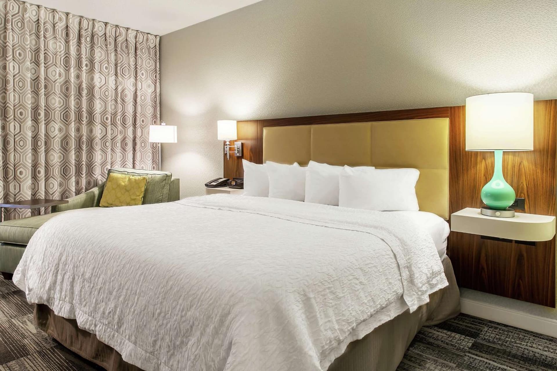 Hampton Inn Minneapolis St. Paul-Woodbury gallery photo in Woodbury, MN — image 4