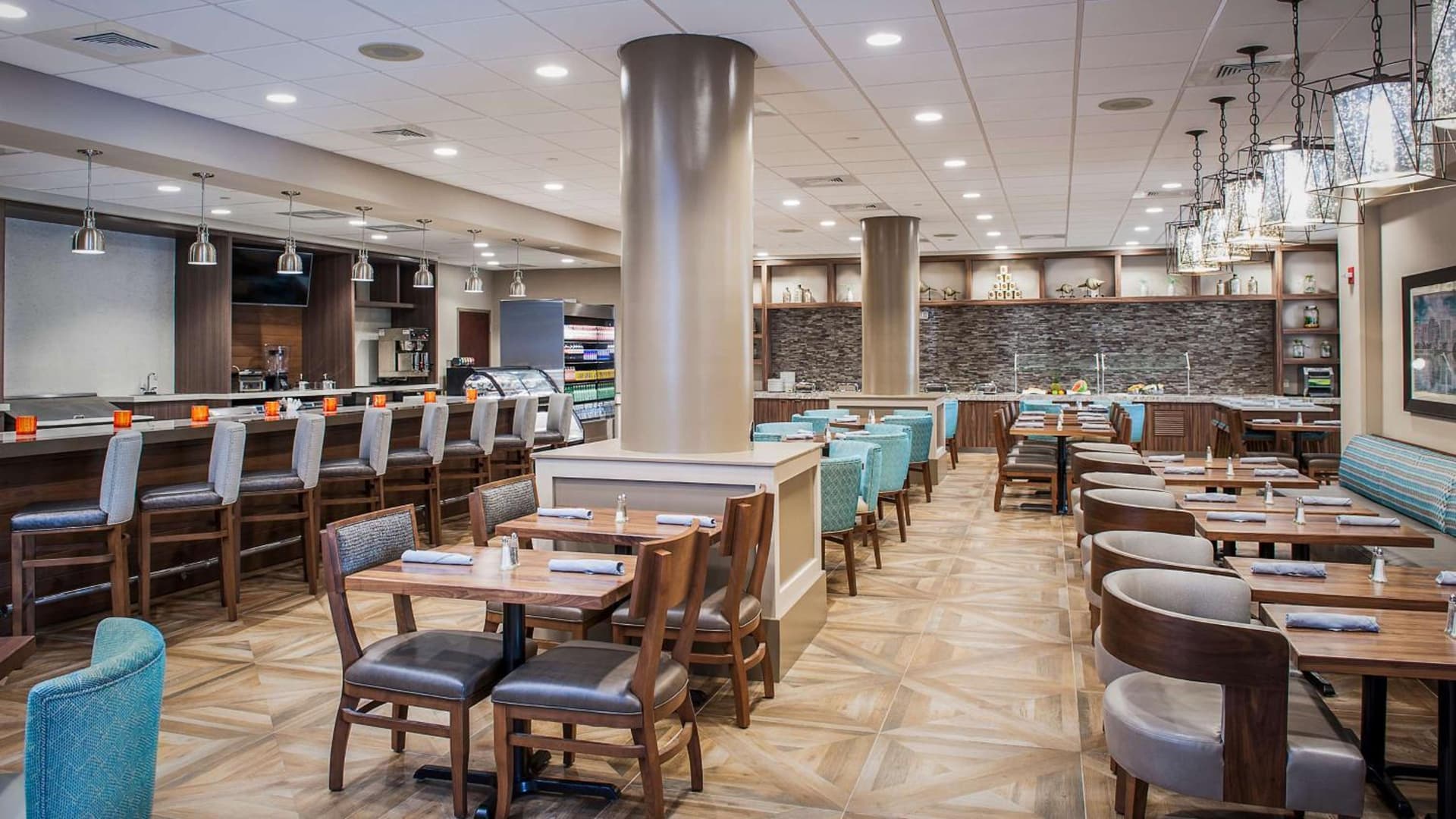 DoubleTree by Hilton Hotel West Palm Beach Airport gallery photo in West Palm Beach, FL — image 27