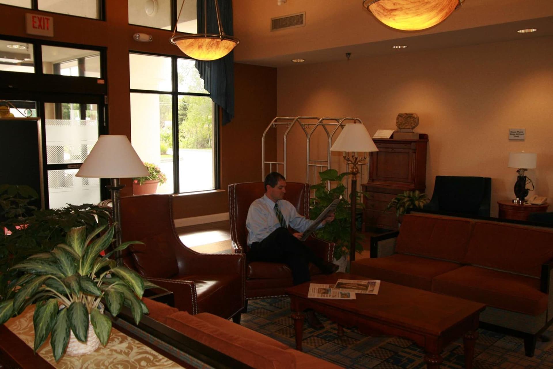 Irísh Lodge South Bend interior in South Bend, IN — gallery photo 2