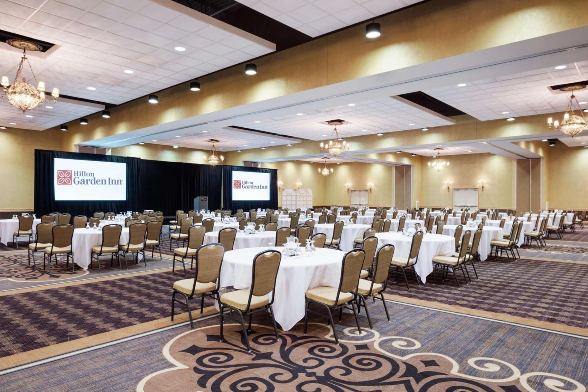 Hilton Garden Inn Toledo / Perrysburg gallery photo in Perrysburg, OH — image 14