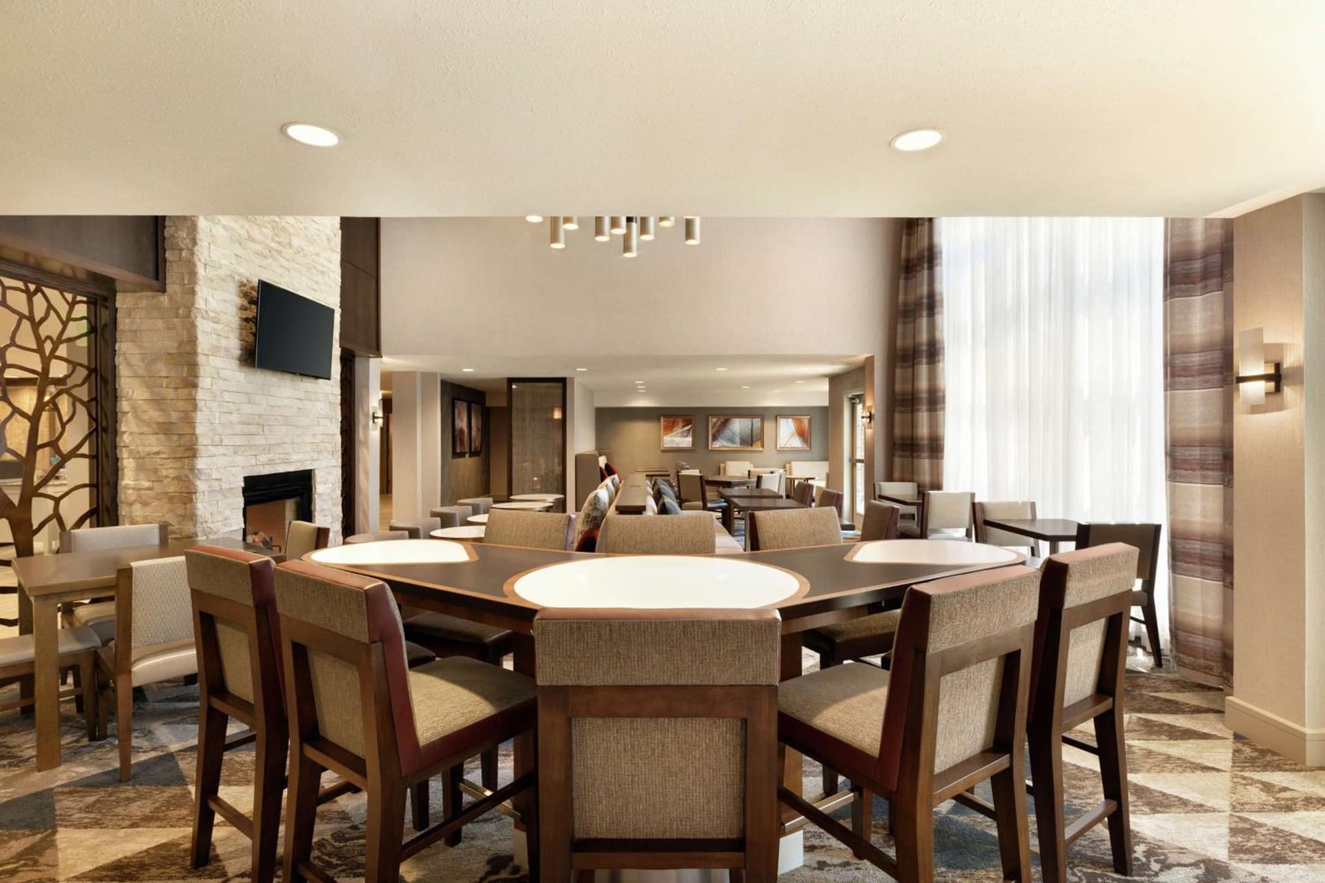 Homewood Suites by Hilton Portland Airport gallery photo in Portland, OR — image 36