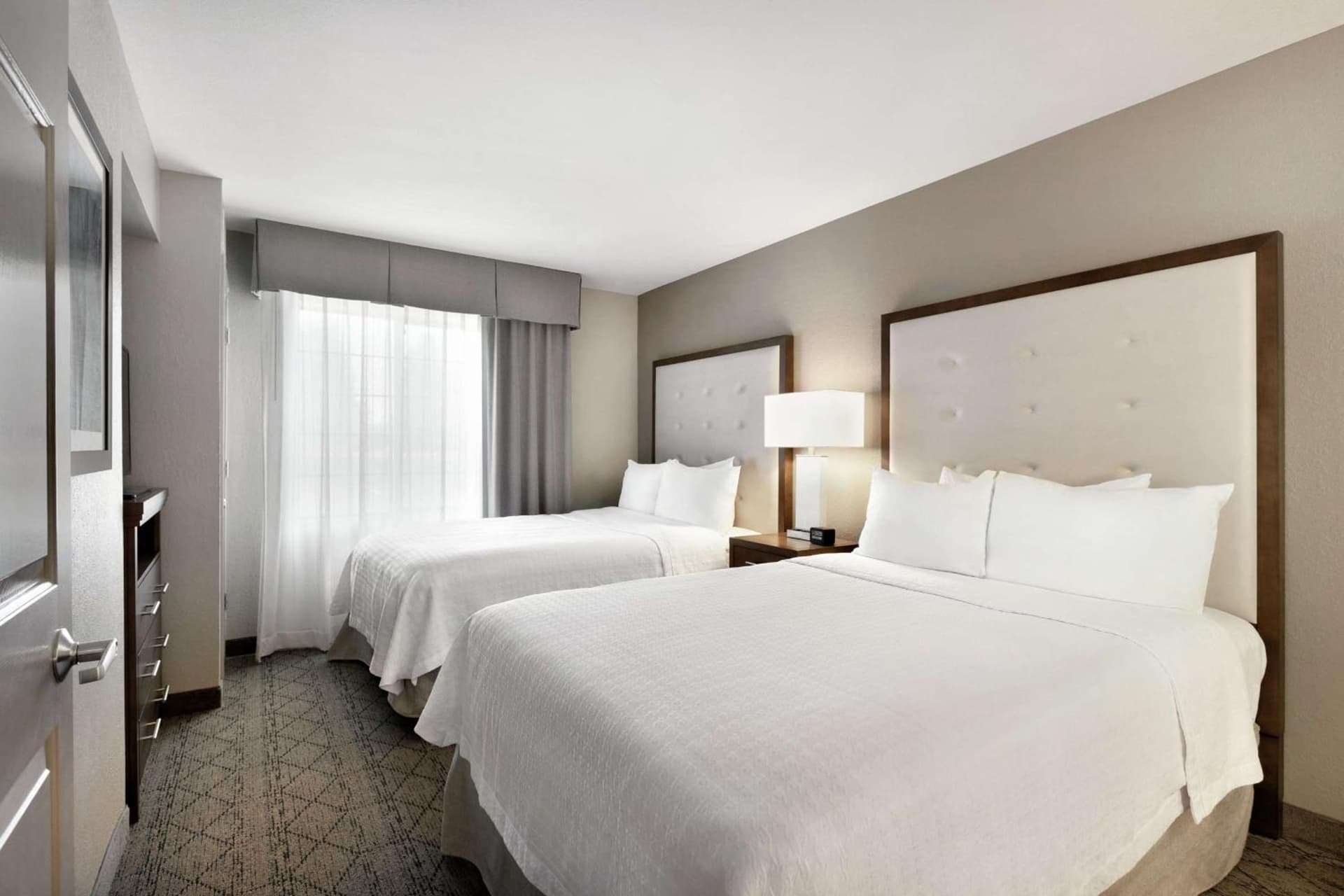 Homewood Suites by Hilton Portland Airport gallery photo in Portland, OR — image 9