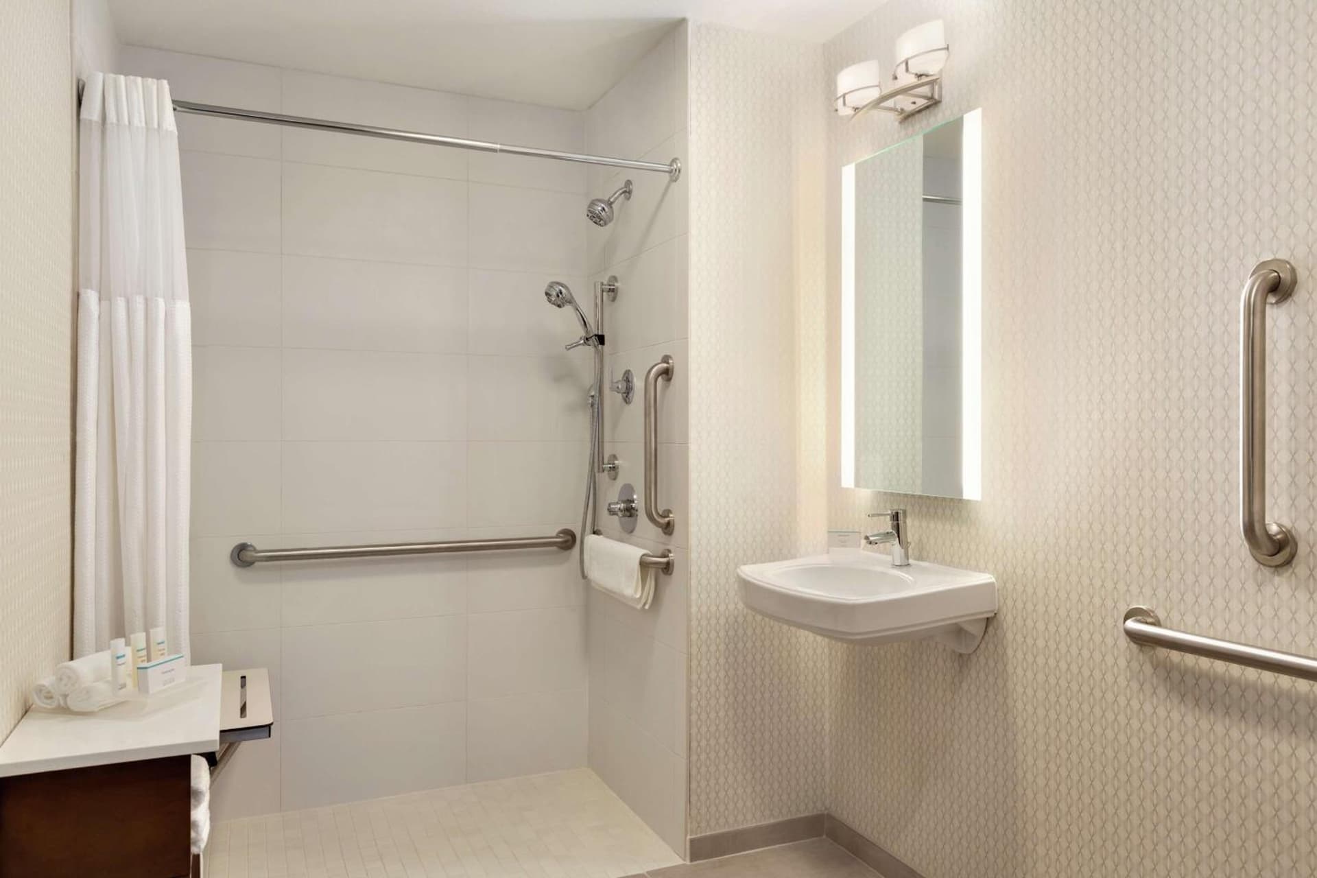 Homewood Suites by Hilton Portland Airport gallery photo in Portland, OR — image 37