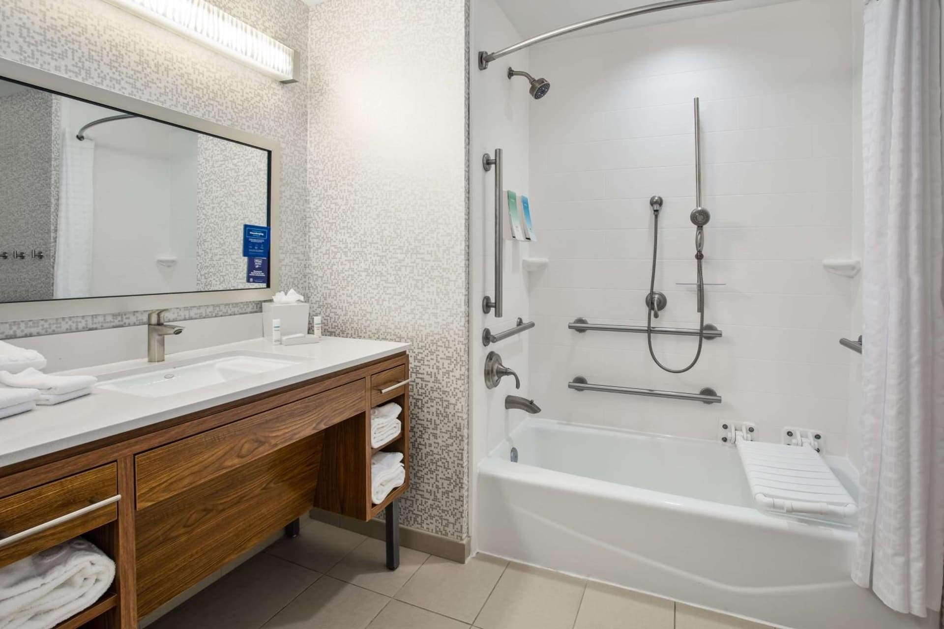 Home2 Suites by Hilton San Antonio Downtown - Riverwalk, TX gallery photo in San Antonio, TX — image 11