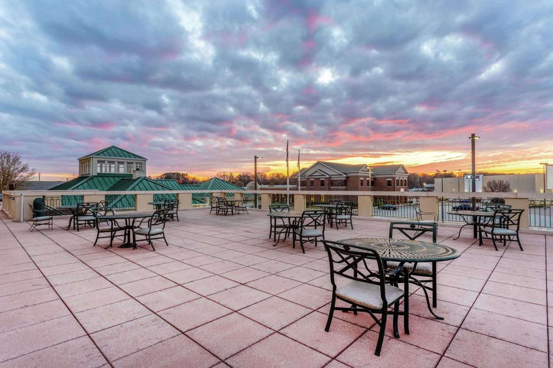 Hilton Garden Inn Richmond South/Southpark interior in Colonial Heights, VA — gallery photo 2