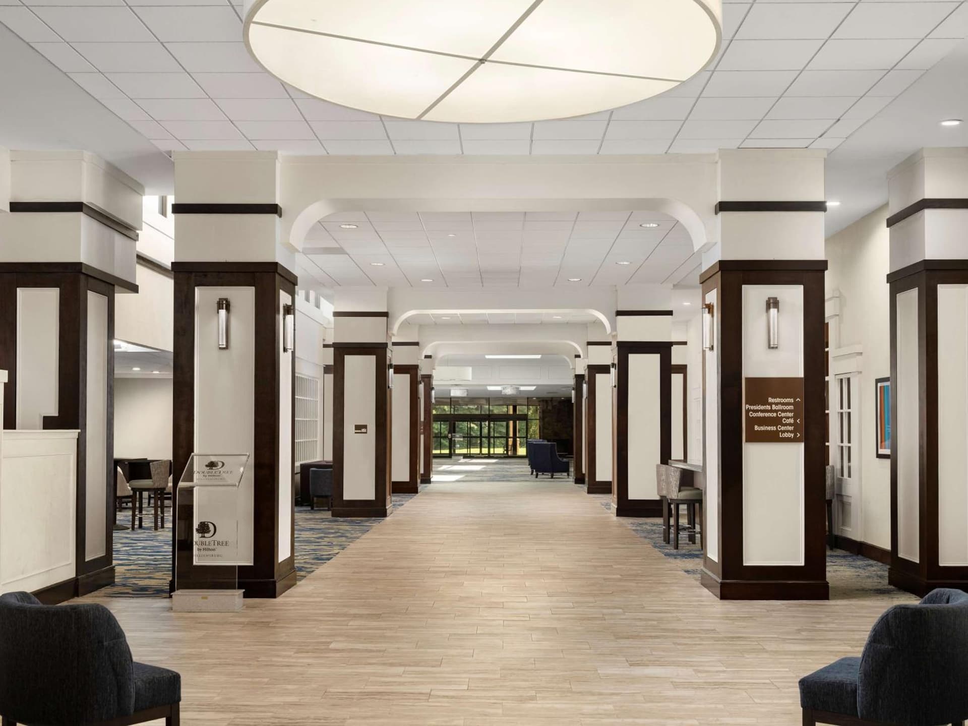 Doubletree by Hilton Hotel Williamsburg gallery photo in Williamsburg, VA — image 22
