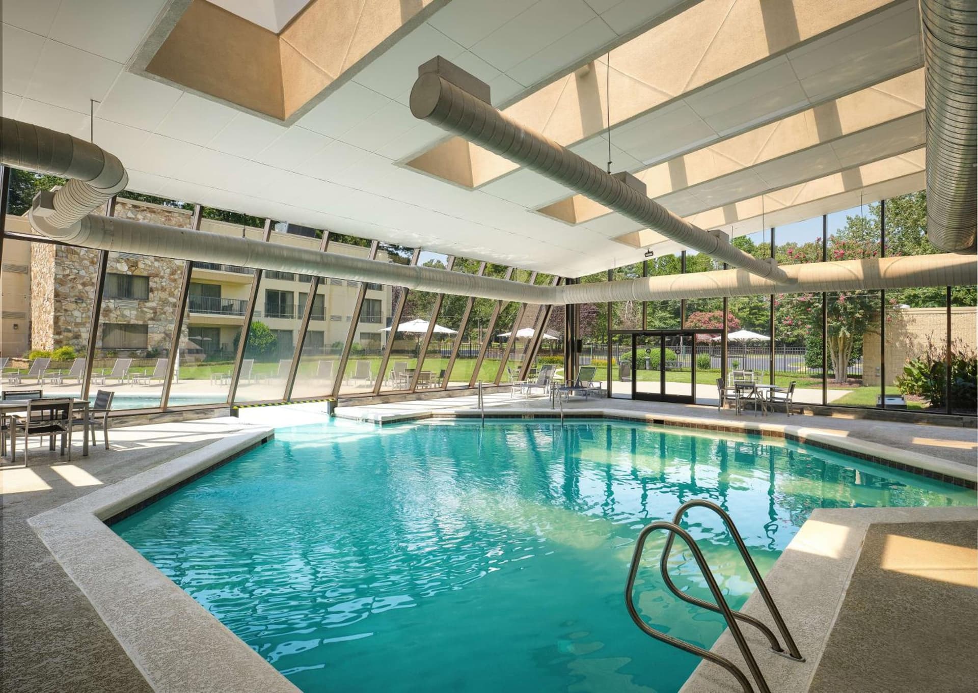 Doubletree by Hilton Hotel Williamsburg gallery photo in Williamsburg, VA — image 17