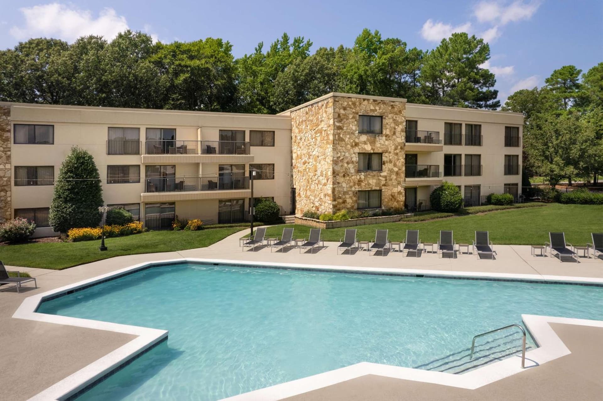 Doubletree by Hilton Hotel Williamsburg gallery photo in Williamsburg, VA — image 23