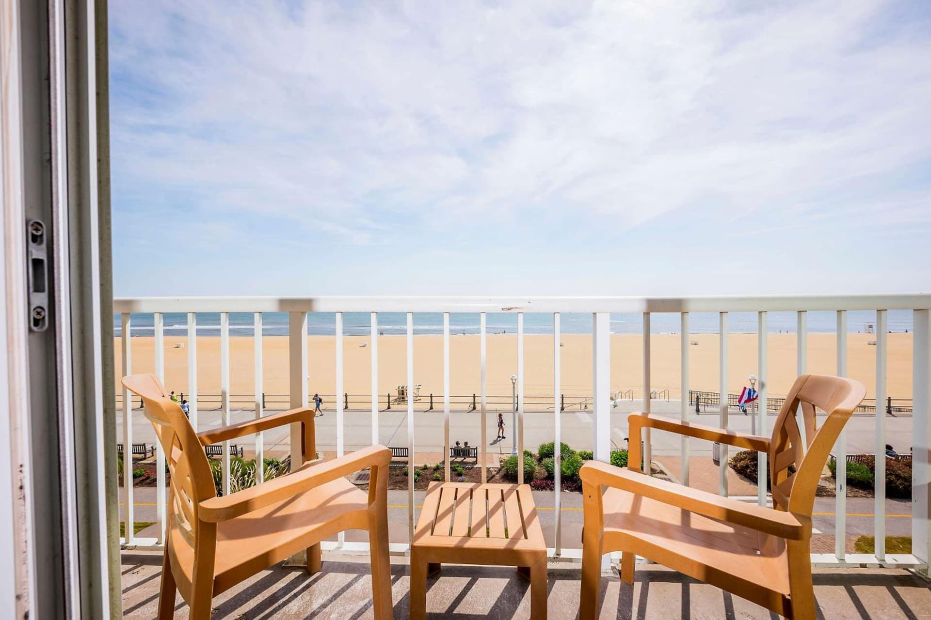 Hampton Inn Virginia Beach Oceanfront North gallery photo in Virginia Beach, VA — image 28