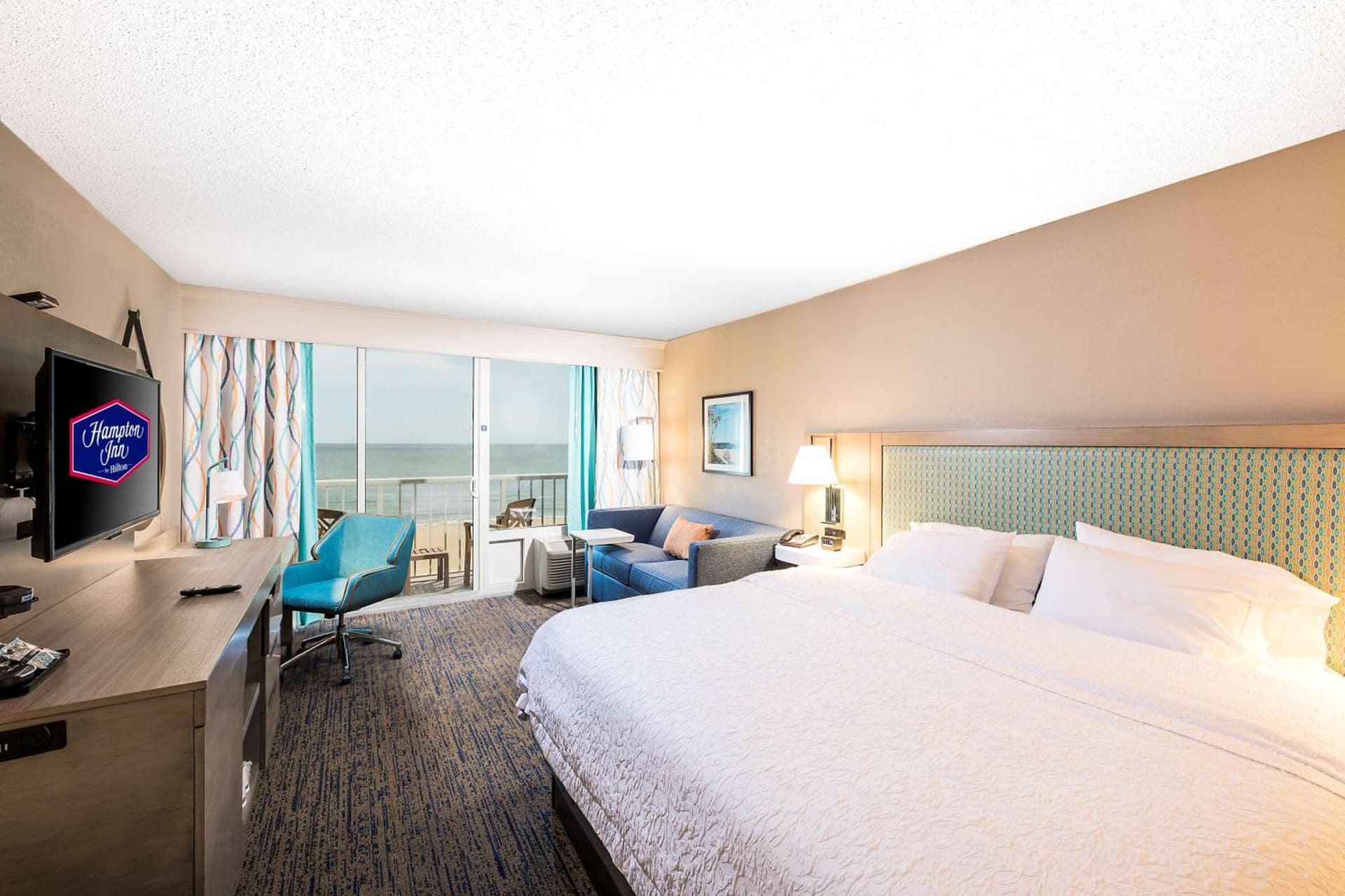 Hampton Inn Virginia Beach Oceanfront North gallery photo in Virginia Beach, VA — image 25
