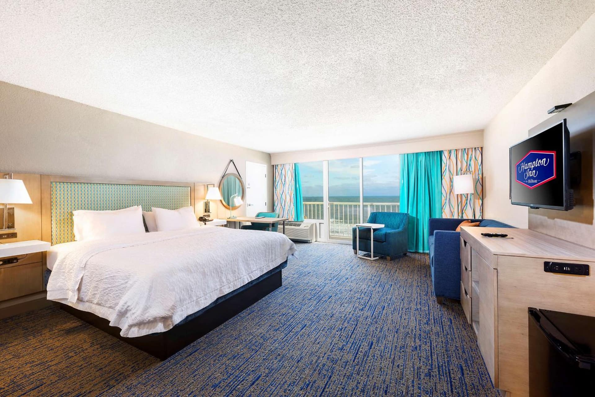 Hampton Inn Virginia Beach Oceanfront North gallery photo in Virginia Beach, VA — image 11