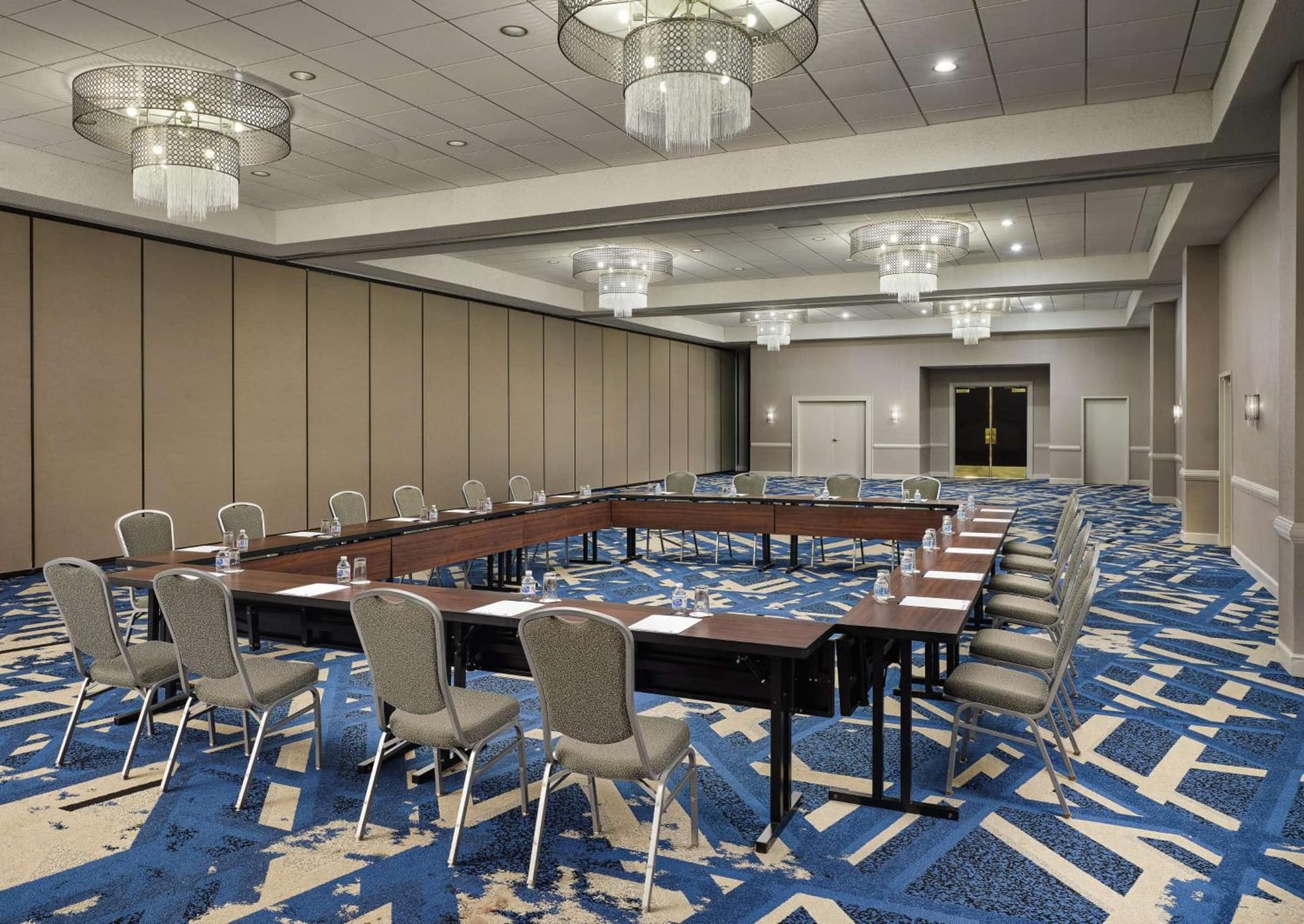 Doubletree by Hilton Hotel Williamsburg property views in Williamsburg, VA — gallery photo 3