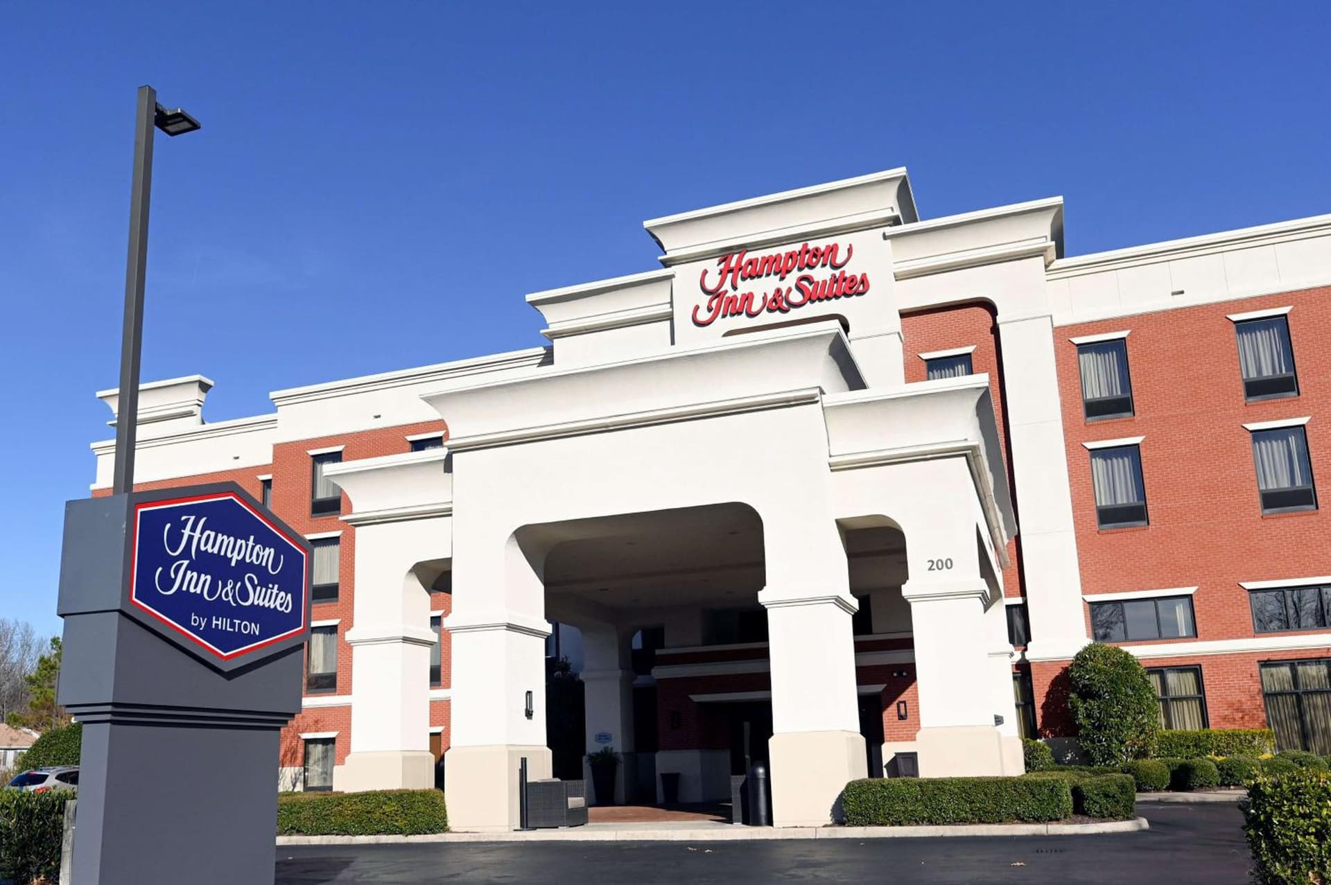 Hampton Inn & Suites Smithfield featured exterior or lobby in Smithfield, VA — similar hotel