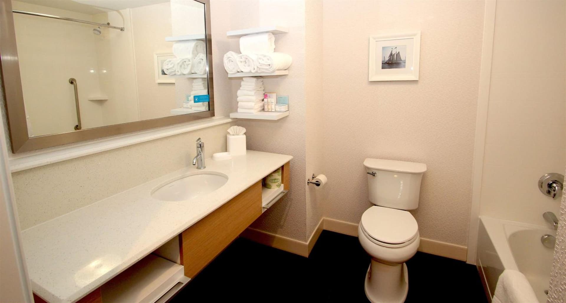 Hampton Inn- Suffolk gallery photo in Suffolk, VA — image 22