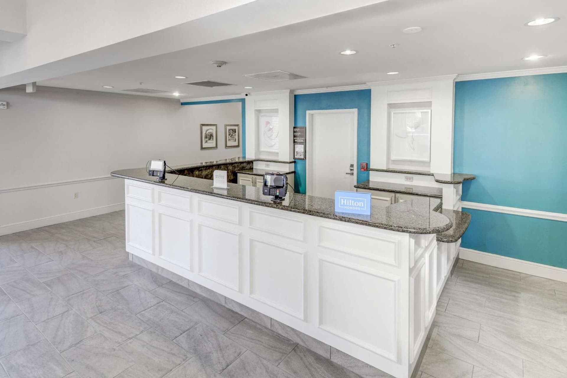 Hilton Garden Inn Waldorf interior in Waldorf, MD — gallery photo 2