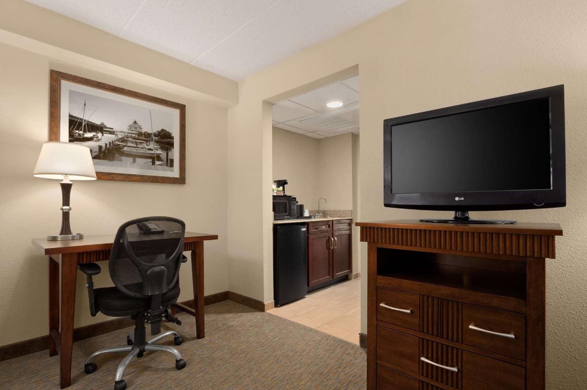 Hampton Inn Lexington Park gallery photo in Lexington Park, MD — image 22