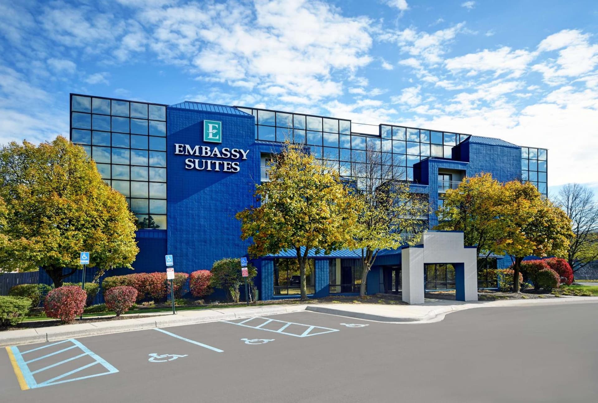 Embassy Suites by Hilton Detroit - Livonia/Novi featured exterior or lobby in Livonia, MI — similar hotel