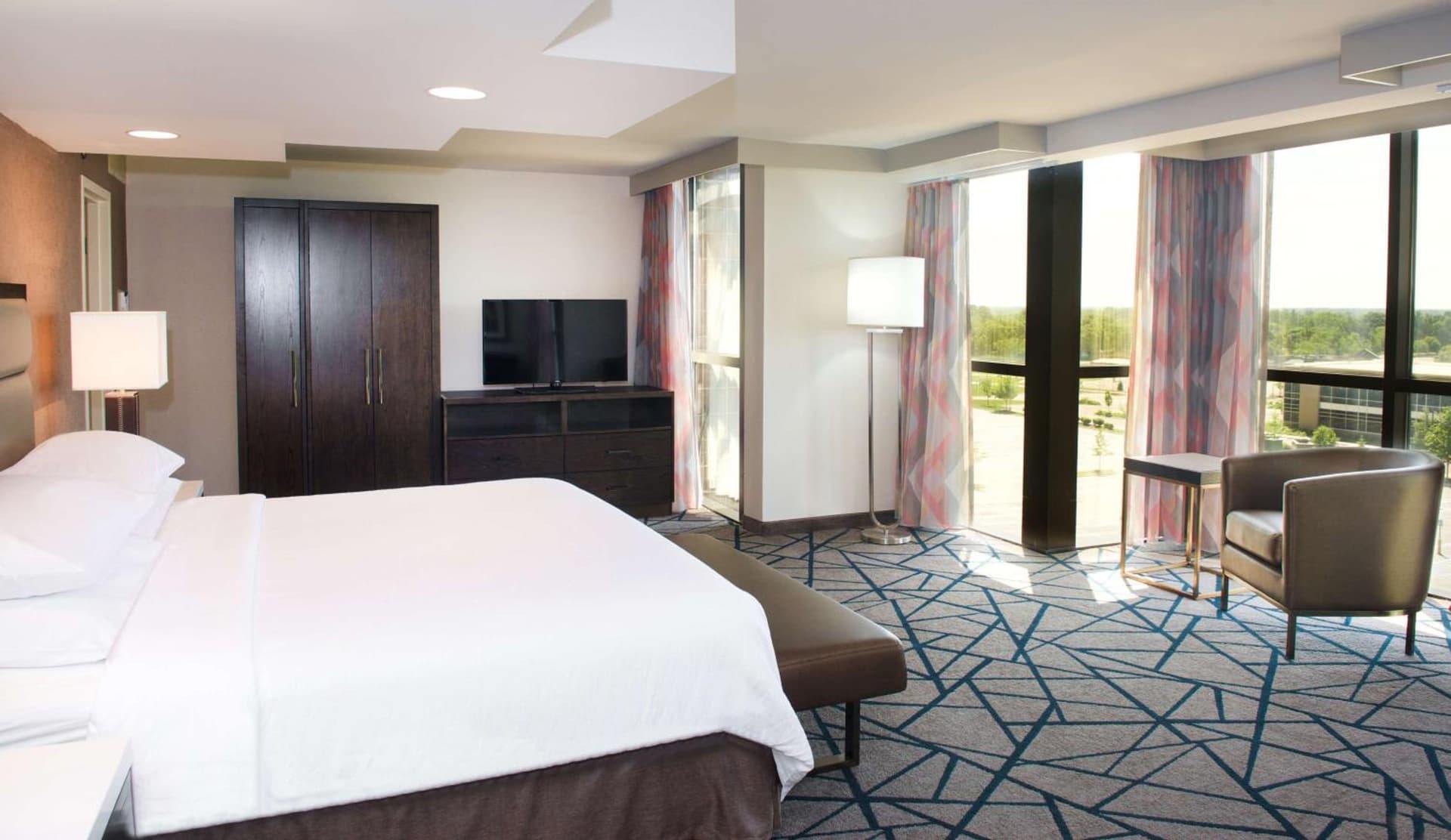 Embassy Suites by Hilton Detroit - Livonia/Novi gallery photo in Livonia, MI — image 37