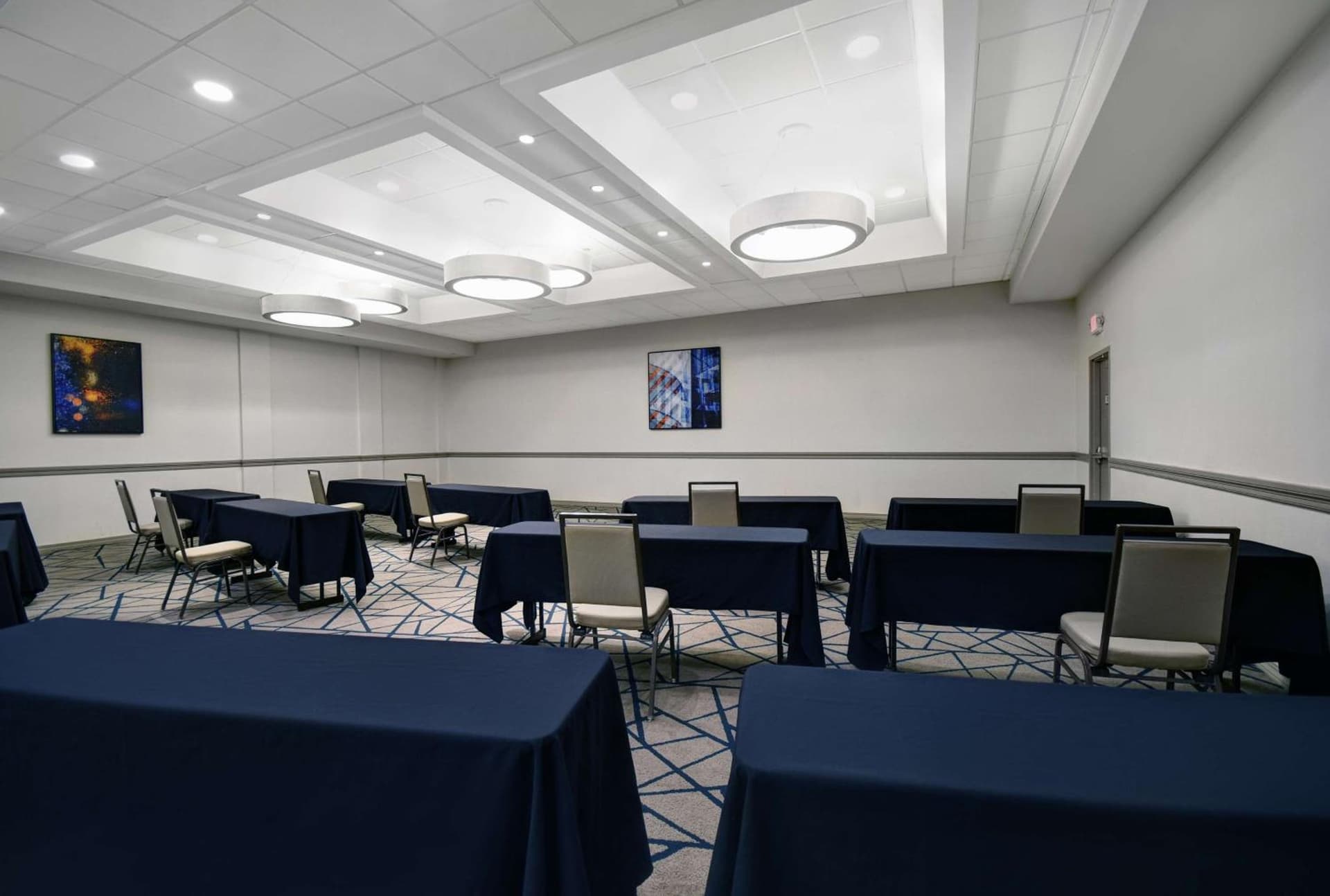 Embassy Suites by Hilton Detroit - Livonia/Novi gallery photo in Livonia, MI — image 19