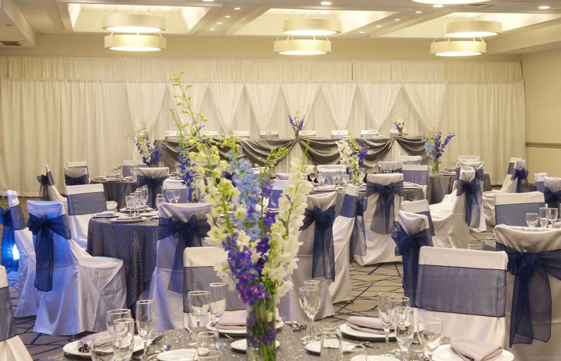 Embassy Suites by Hilton Detroit - Livonia/Novi gallery photo in Livonia, MI — image 24