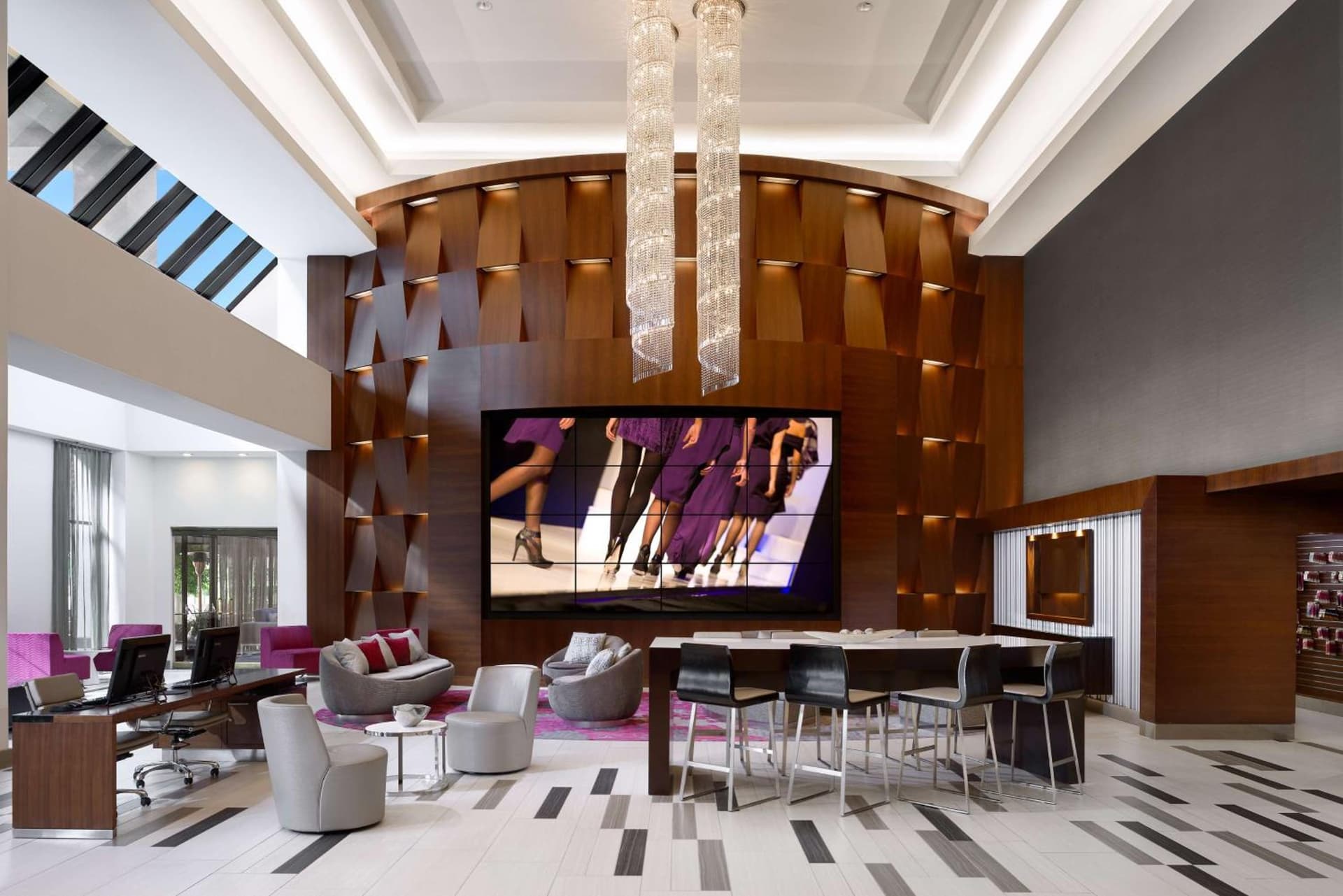 Hilton Woodland Hills/ Los Angeles gallery photo in Woodland Hills, CA — image 57