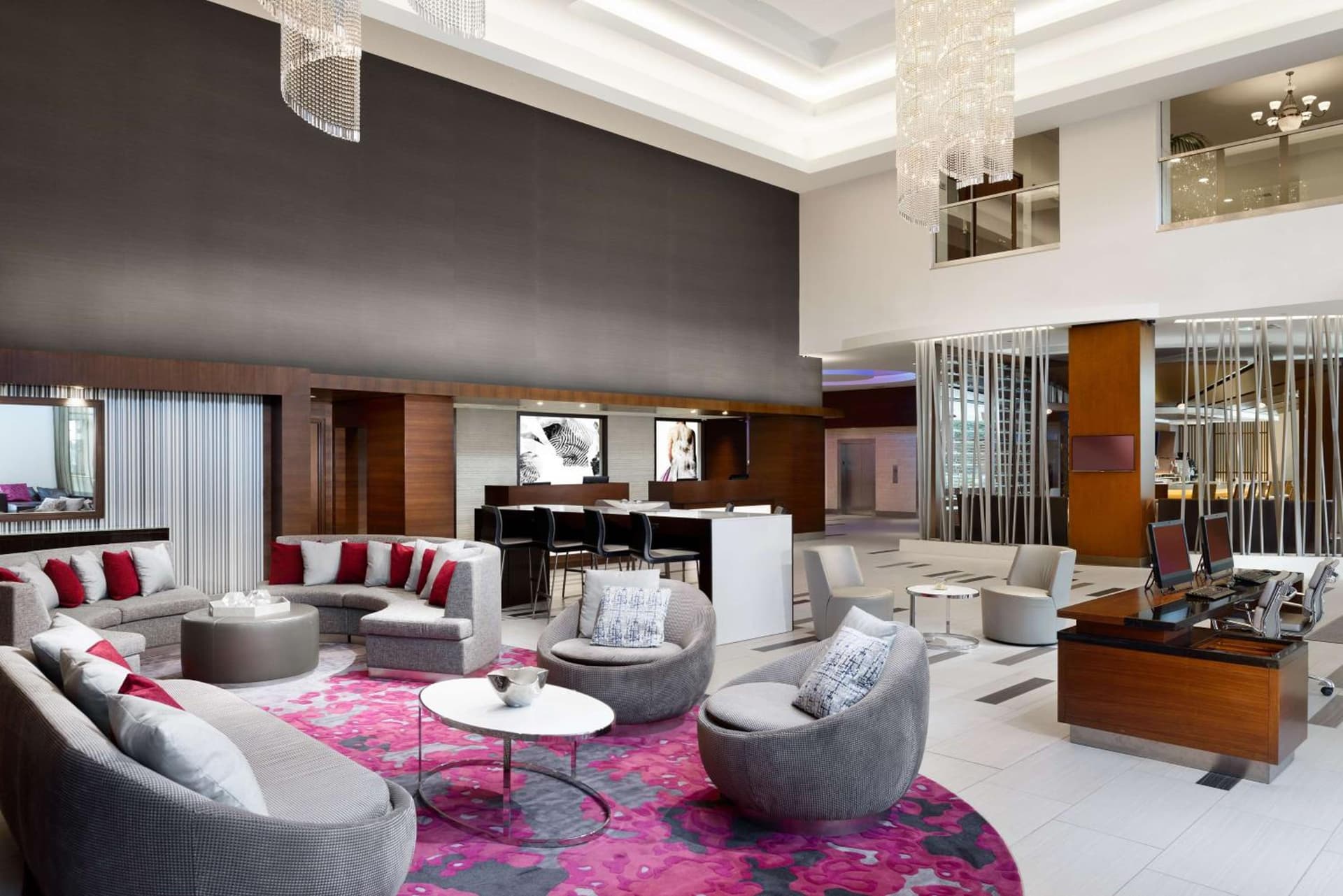 Hilton Woodland Hills/ Los Angeles gallery photo in Woodland Hills, CA — image 4