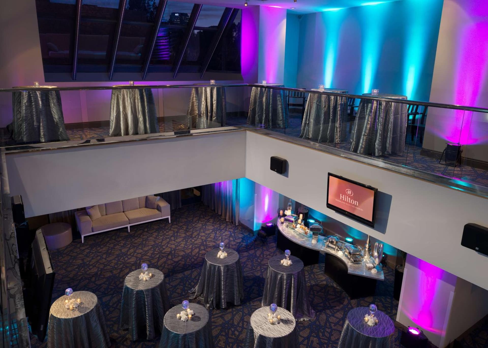Hilton Woodland Hills/ Los Angeles gallery photo in Woodland Hills, CA — image 9