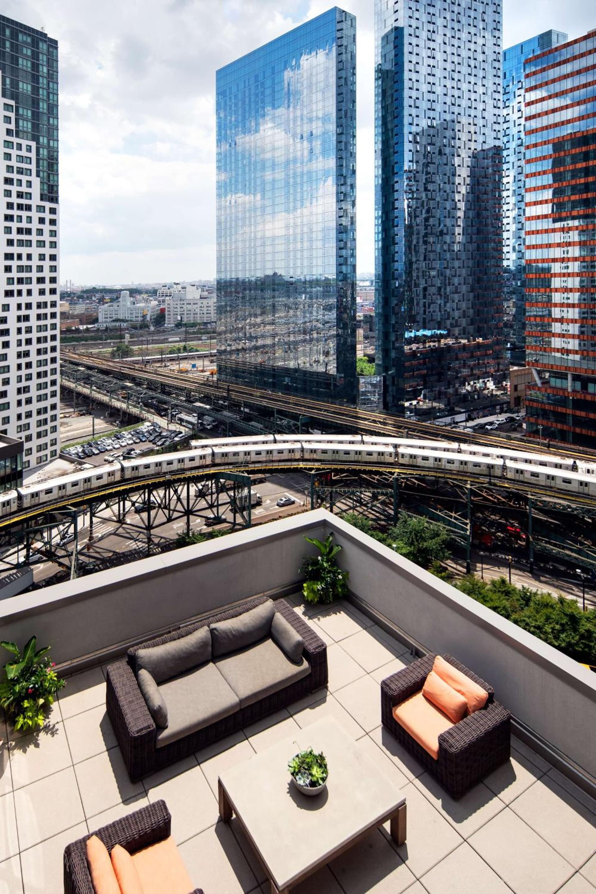Hilton Garden Inn Long Island City gallery photo in Queens, NY — image 40