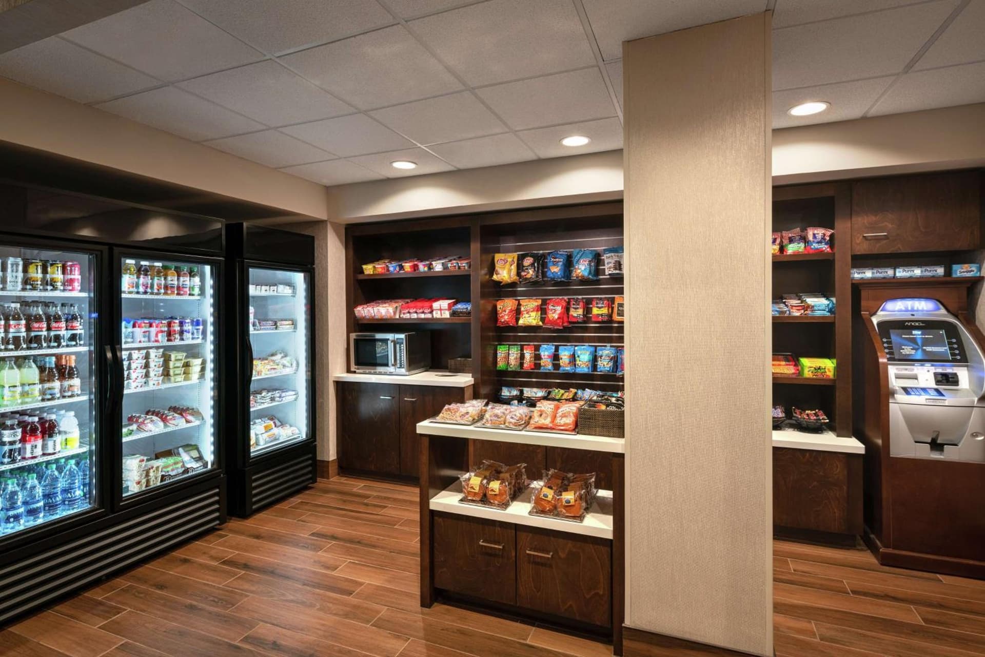 DoubleTree by Hilton San Francisco Airport North Bayfront gallery photo in Brisbane, CA — image 47