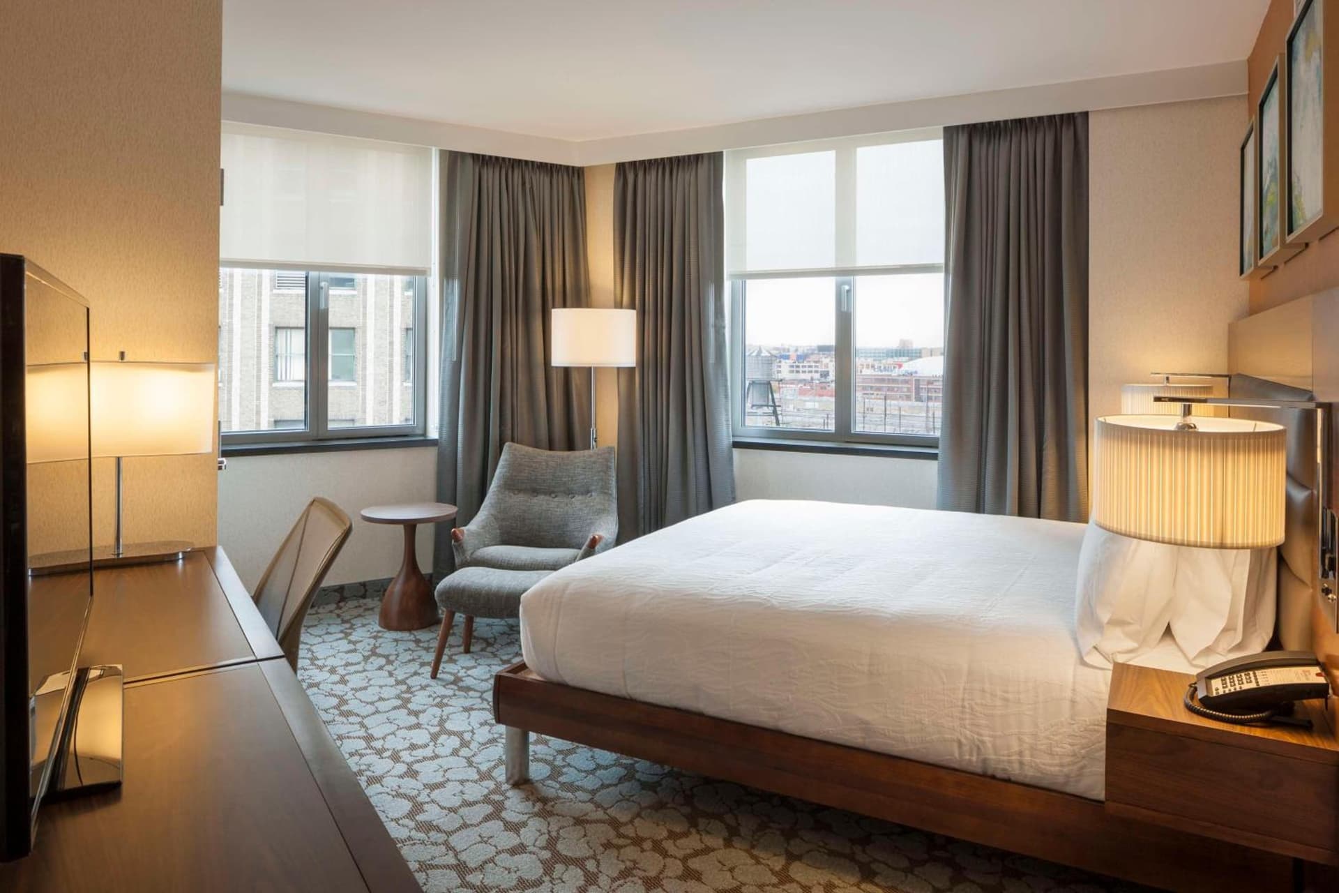 Hilton Garden Inn Long Island City interior in Queens, NY — gallery photo 2