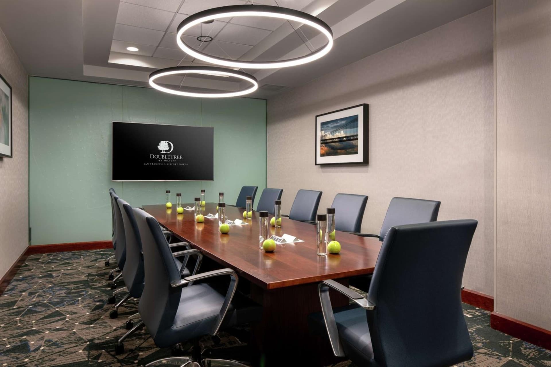 DoubleTree by Hilton San Francisco Airport North Bayfront gallery photo in Brisbane, CA — image 49