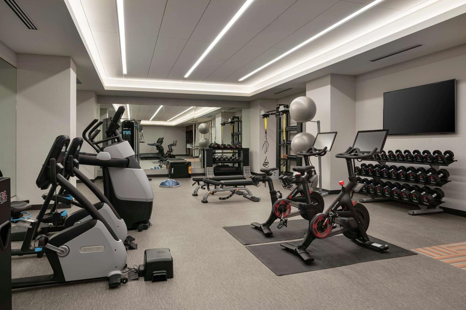 Home2 Suites By Hilton Denver Downtown Convention Center interior in Denver, CO — gallery photo 2