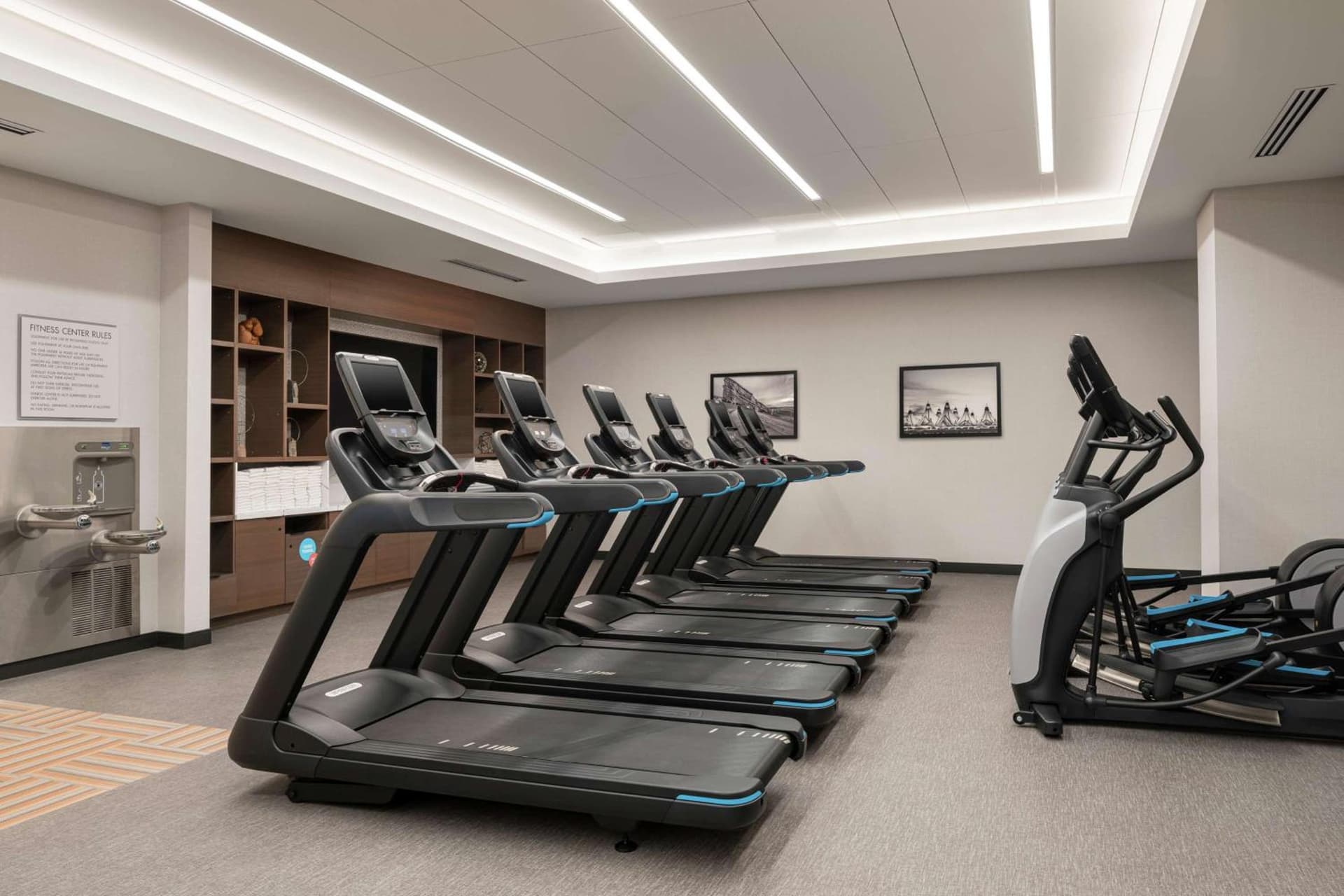 Home2 Suites By Hilton Denver Downtown Convention Center gallery photo in Denver, CO — image 17