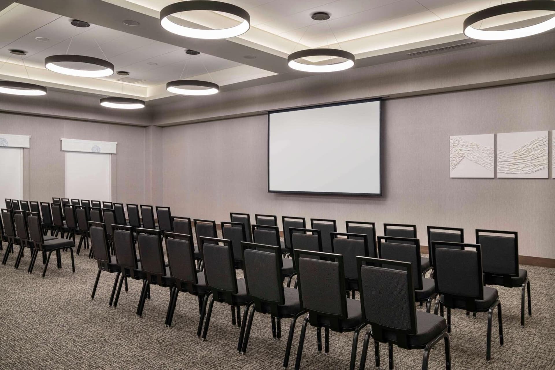 Home2 Suites By Hilton Denver Downtown Convention Center gallery photo in Denver, CO — image 29