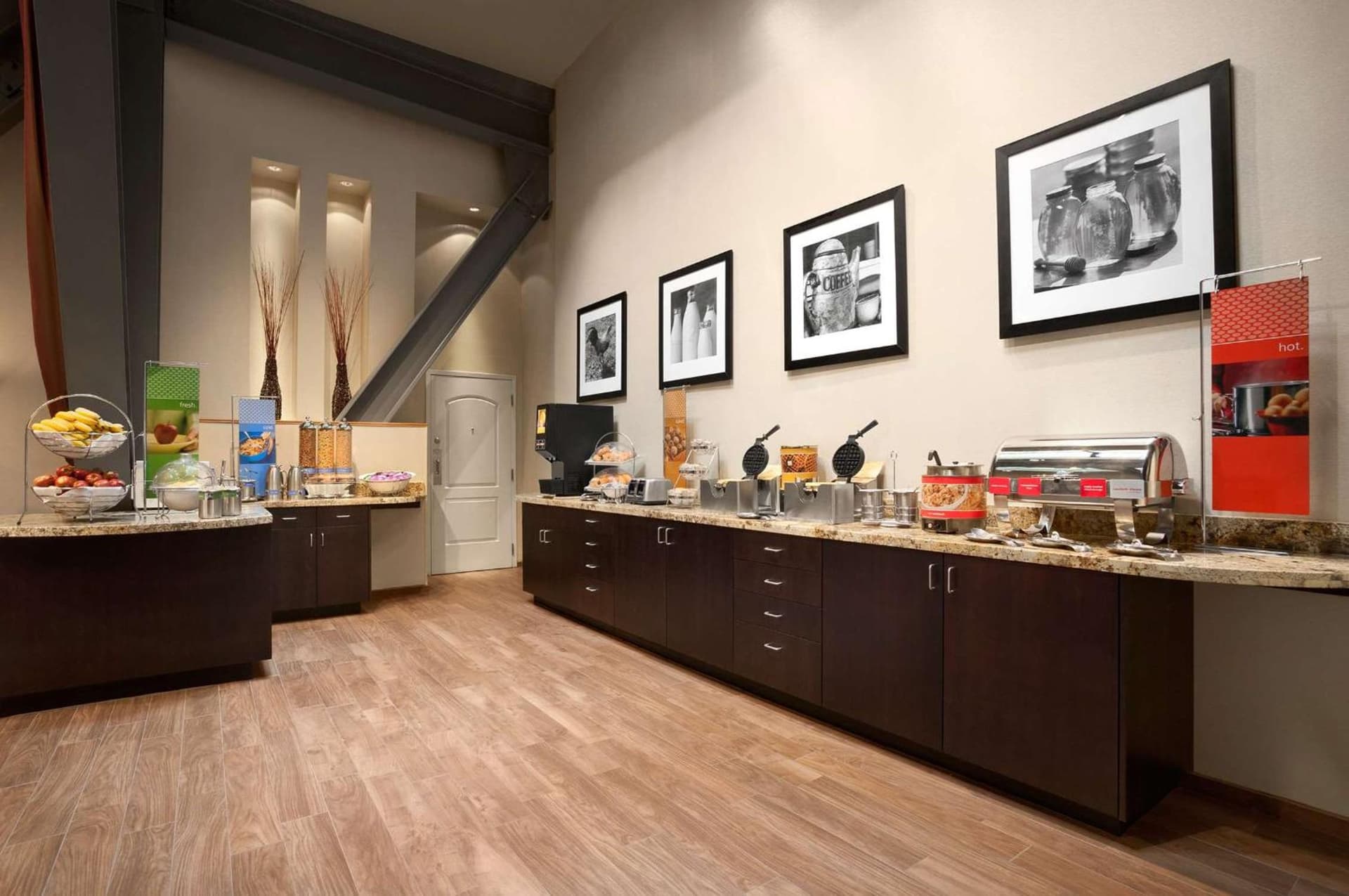 Hampton Inn and Suites Ogden gallery photo in Ogden, UT — image 4