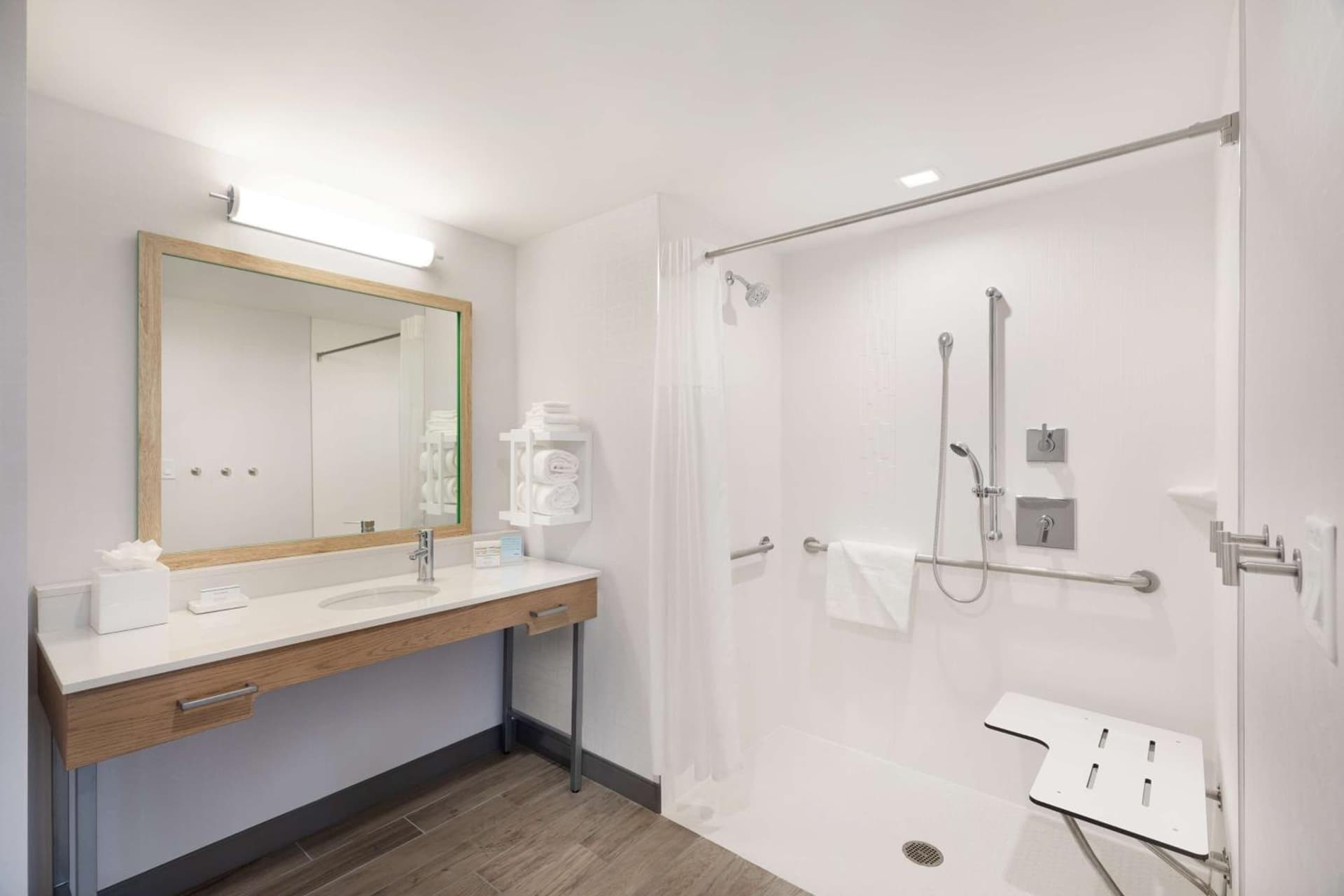 Hampton Inn & Suites Watertown Boston, Ma gallery photo in Watertown, MA — image 9