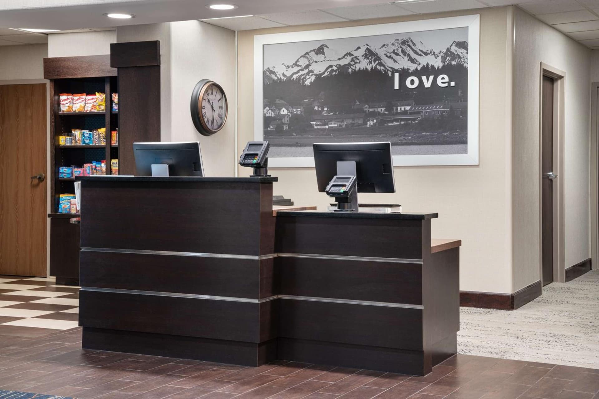 Hampton Inn Boulder/Louisville interior in Louisville, CO — gallery photo 2