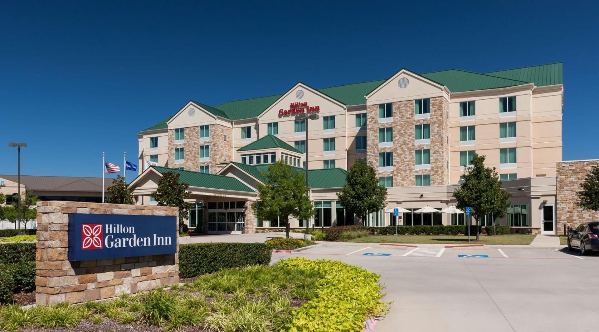 Hilton Garden Inn Frisco property views in Frisco, TX — gallery photo 3