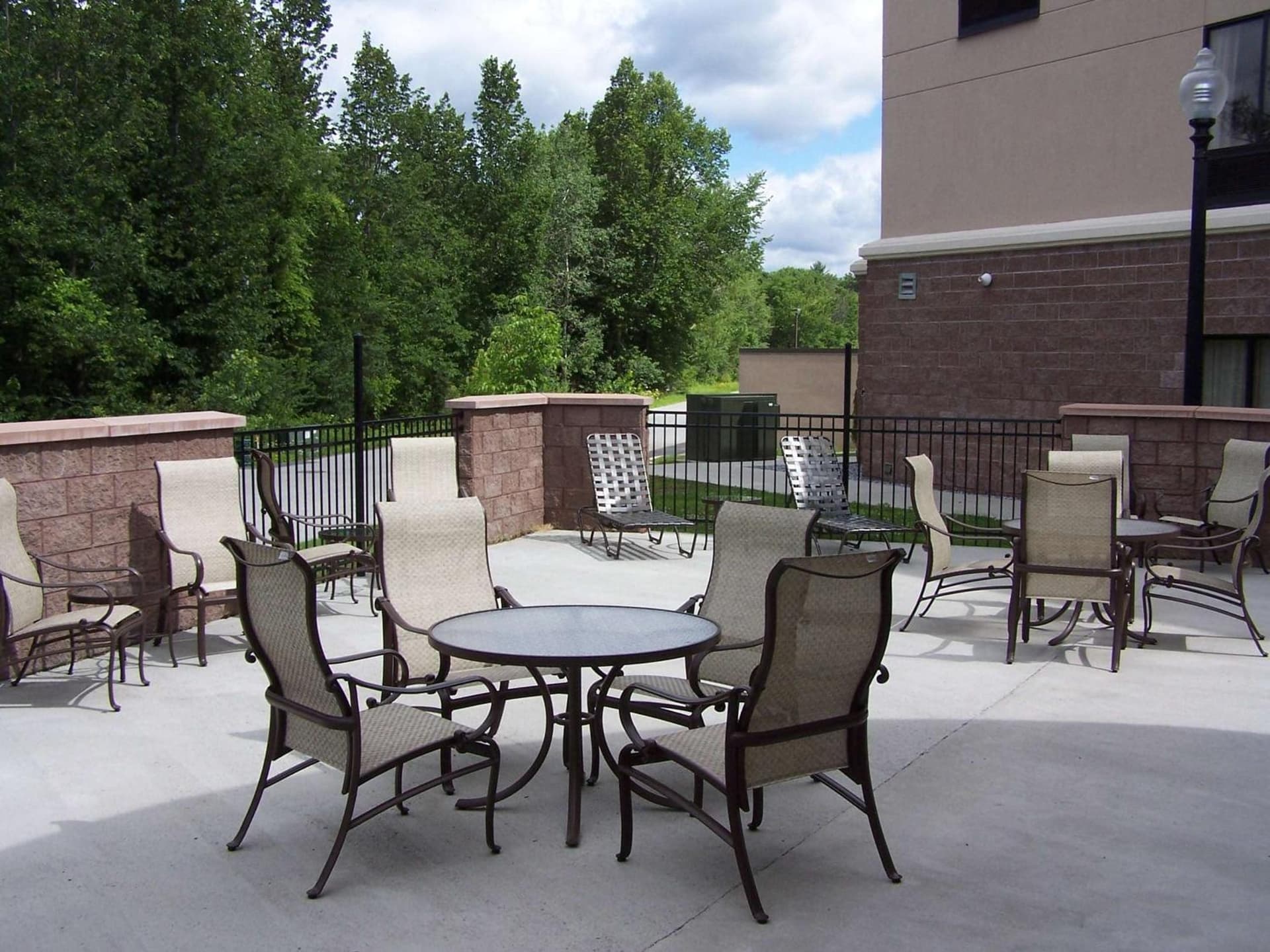 Hampton Inn Bennington property views in Bennington, VT — gallery photo 3