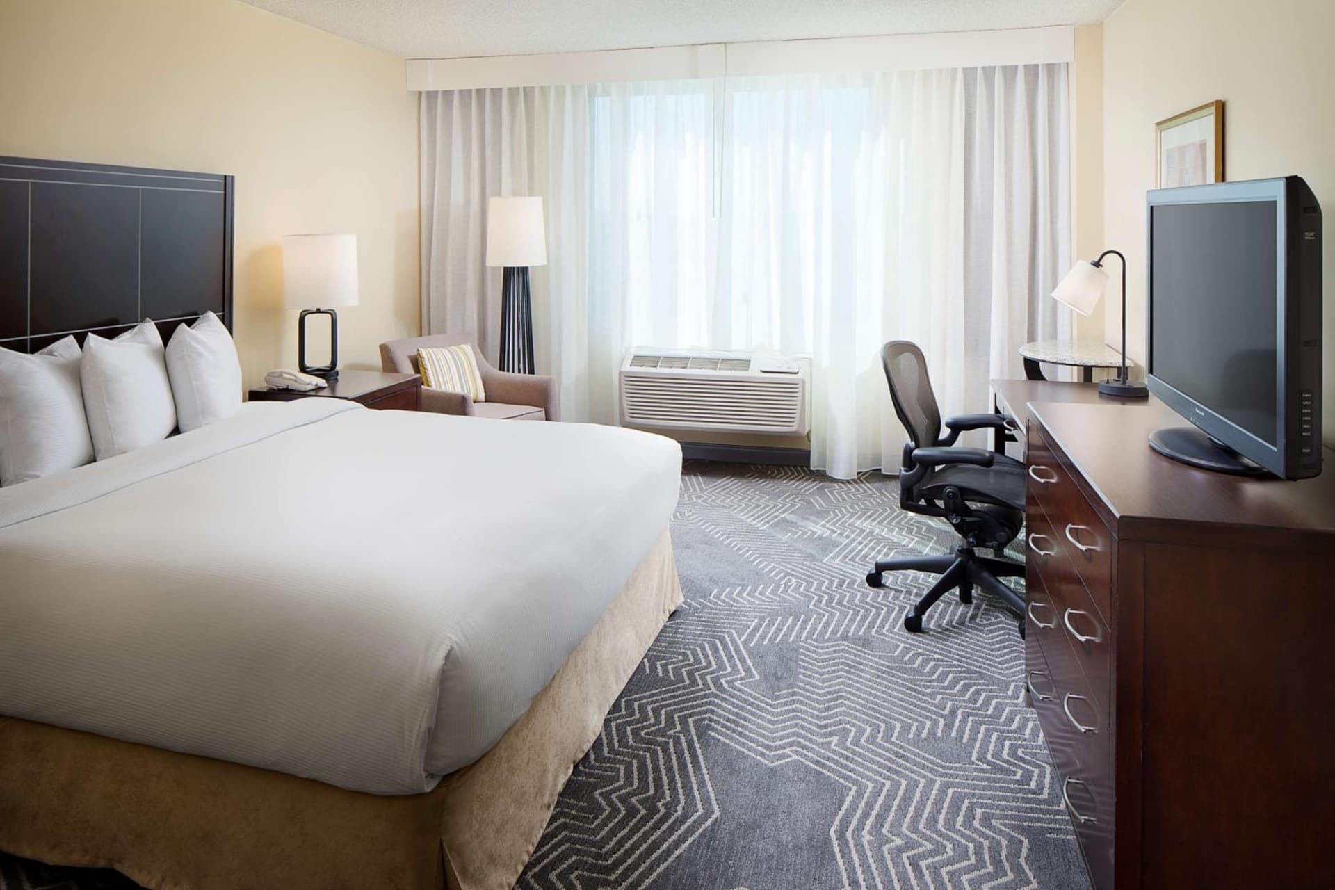 DoubleTree by Hilton Los Angeles/Commerce gallery photo in Commerce, CA — image 18